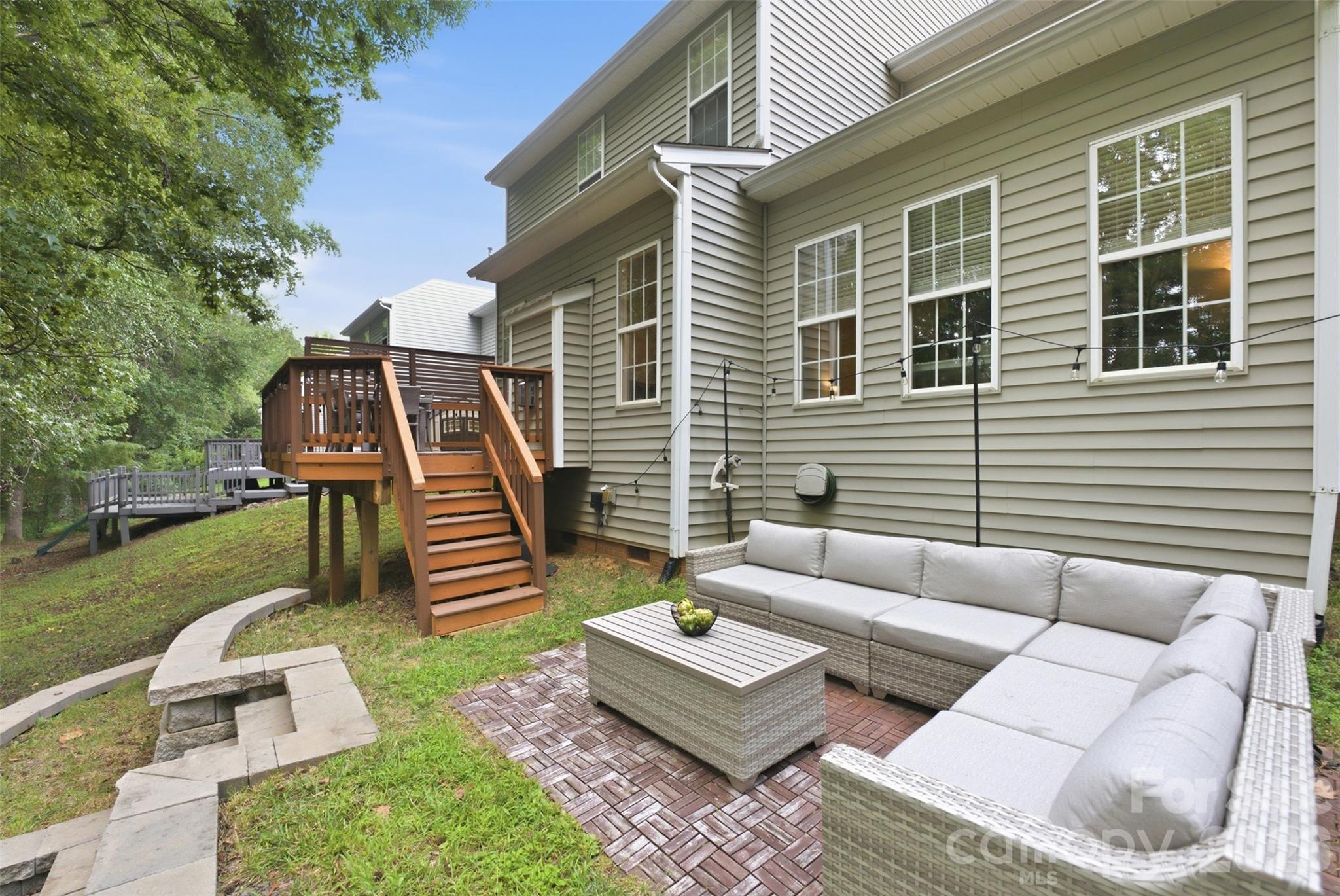 11911 Royal Castle Court — Charlotte