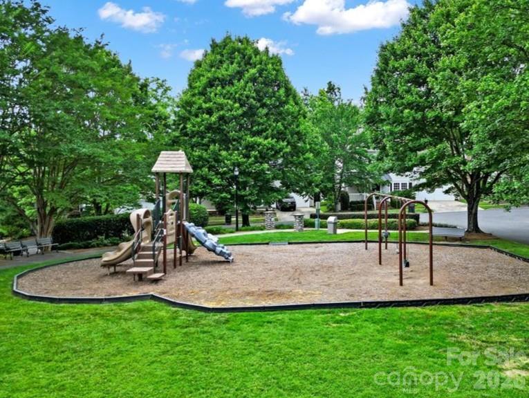11911 Royal Castle Court — Charlotte