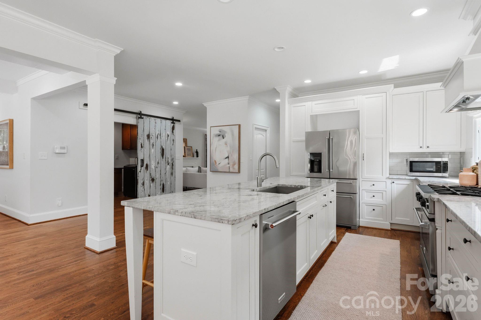 2013 Victorian Place — Charlotte