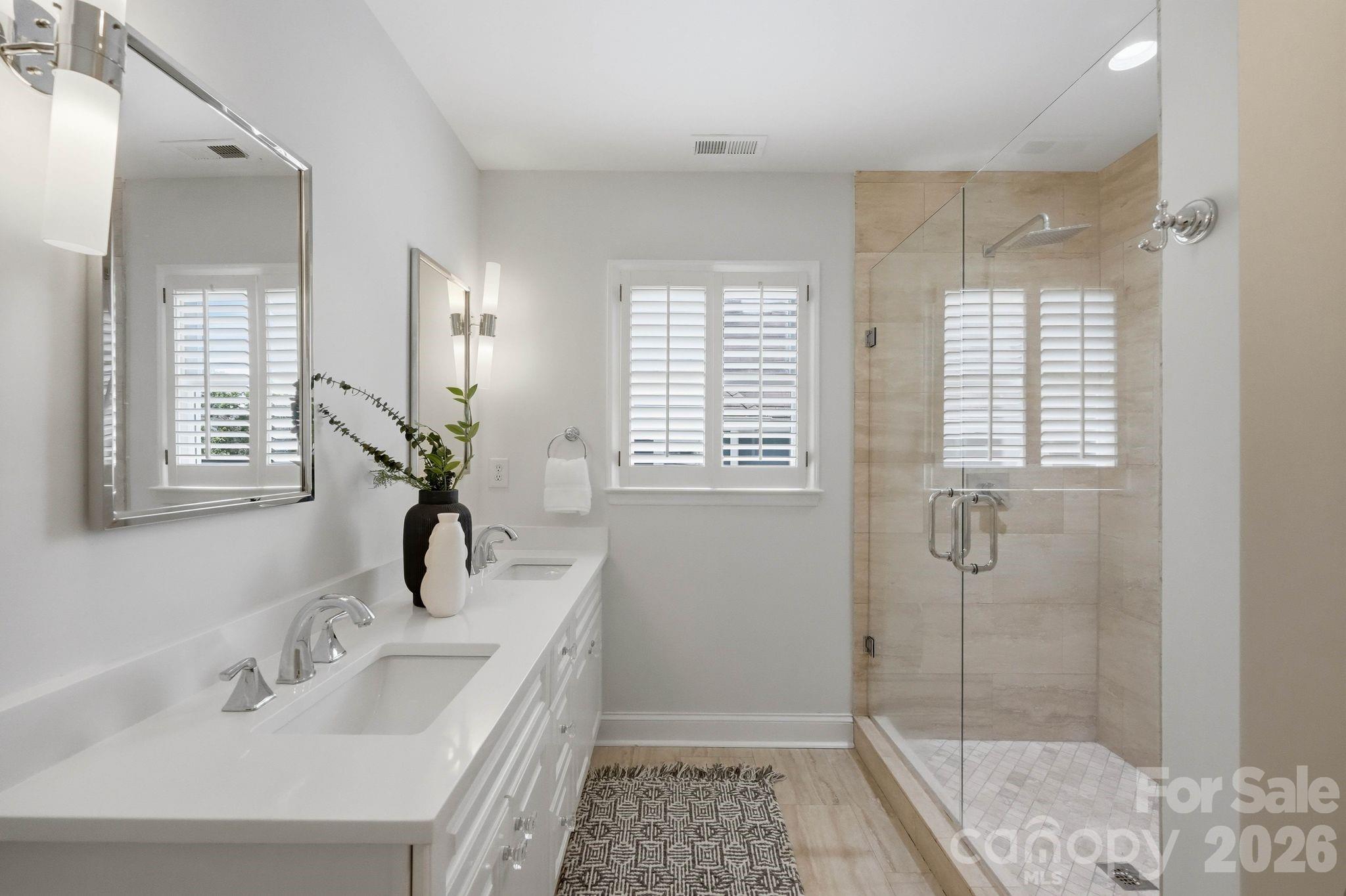 2013 Victorian Place — Charlotte