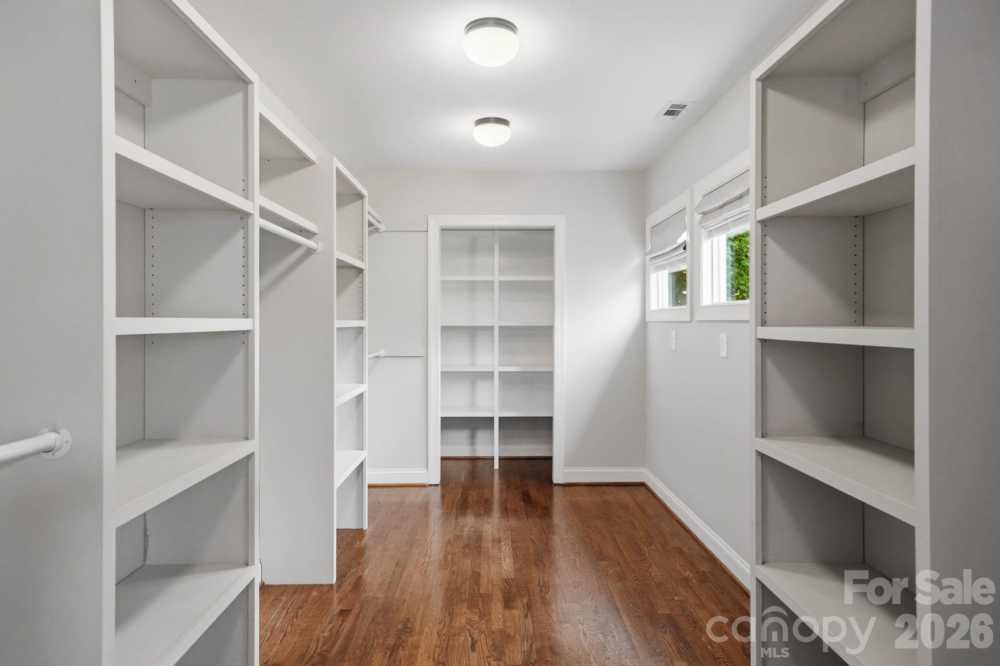 2013 Victorian Place — Charlotte