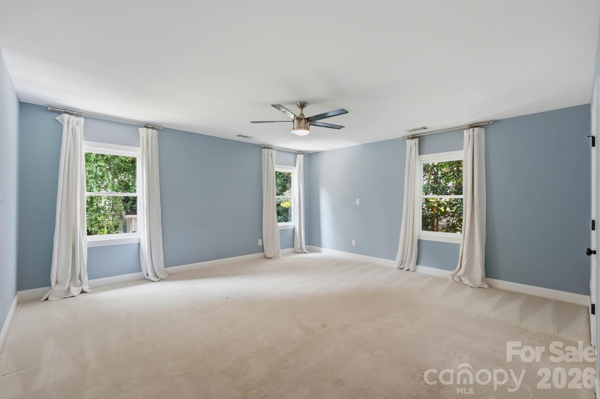 2013 Victorian Place — Charlotte