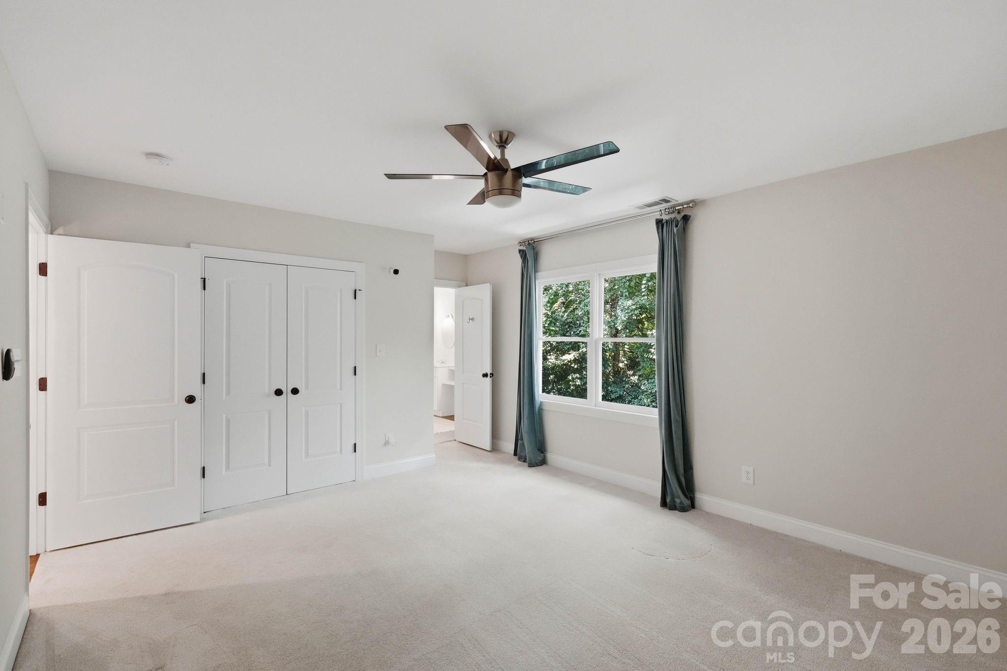 2013 Victorian Place — Charlotte