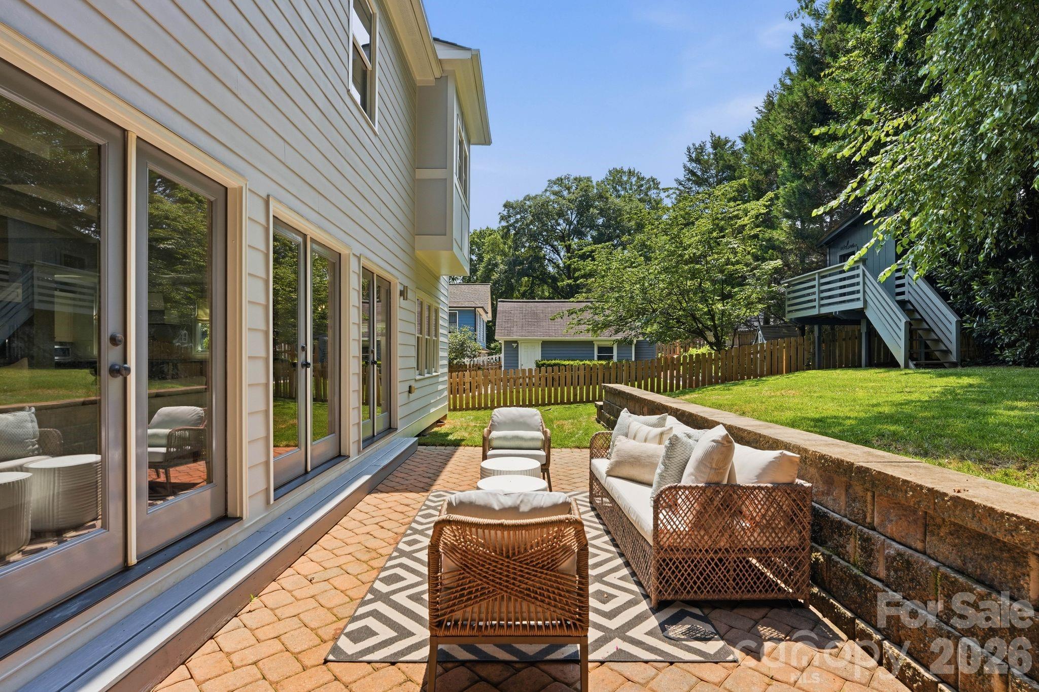 2013 Victorian Place — Charlotte