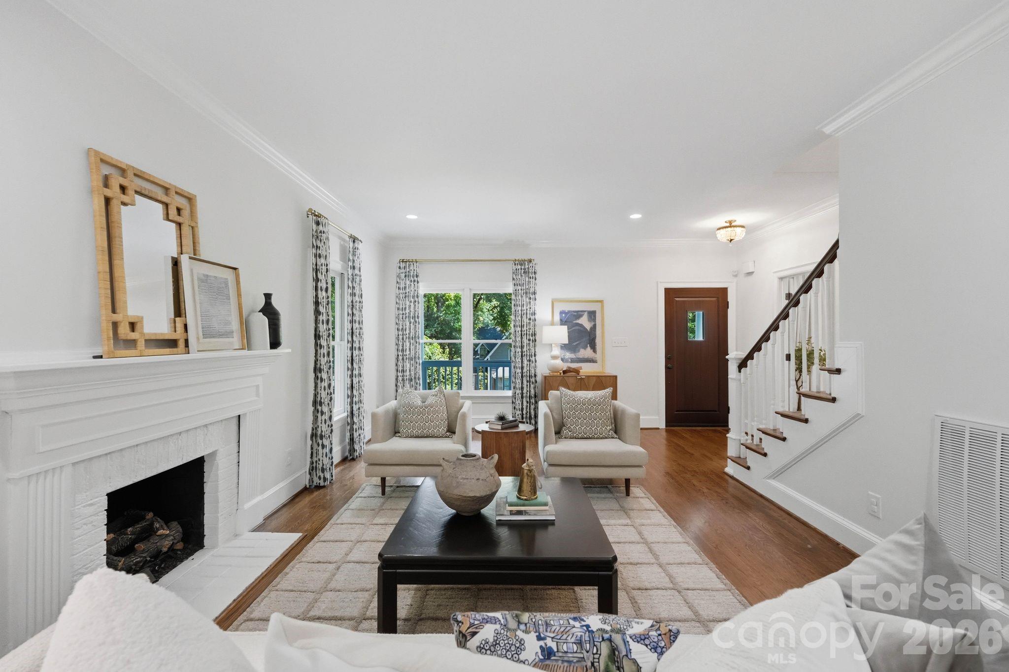 2013 Victorian Place — Charlotte