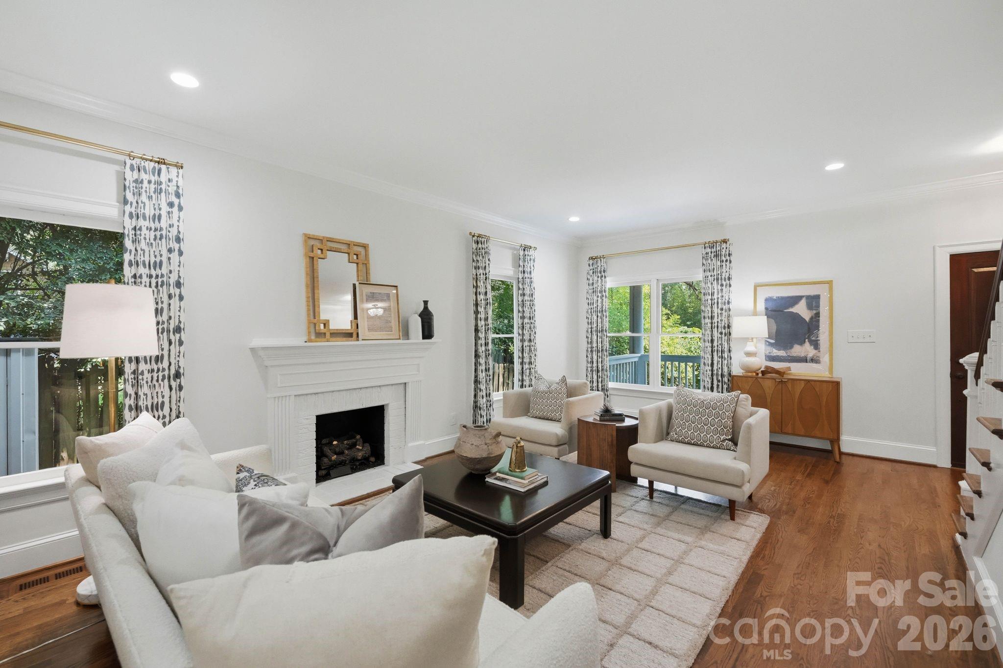 2013 Victorian Place — Charlotte