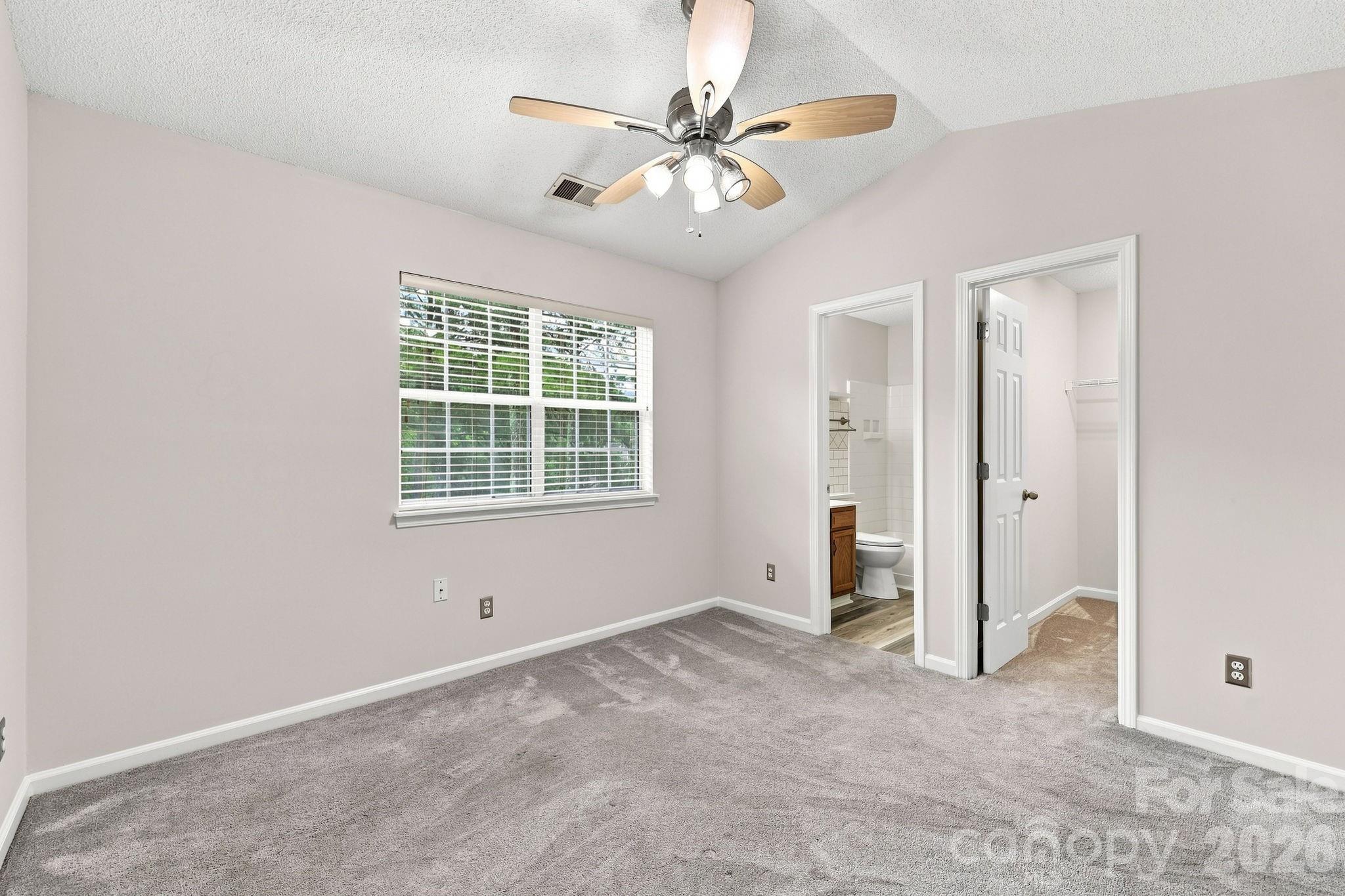 3274 Summercroft Lane — Charlotte