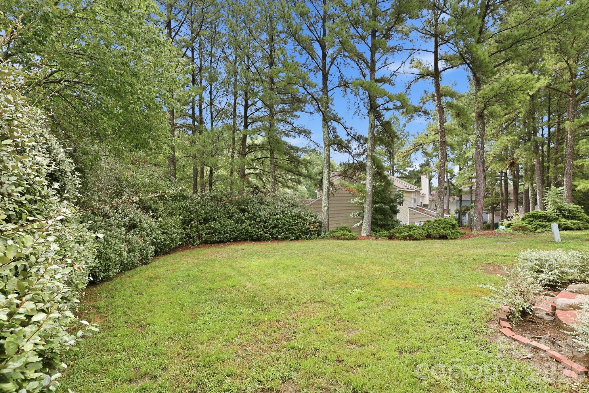 3274 Summercroft Lane — Charlotte