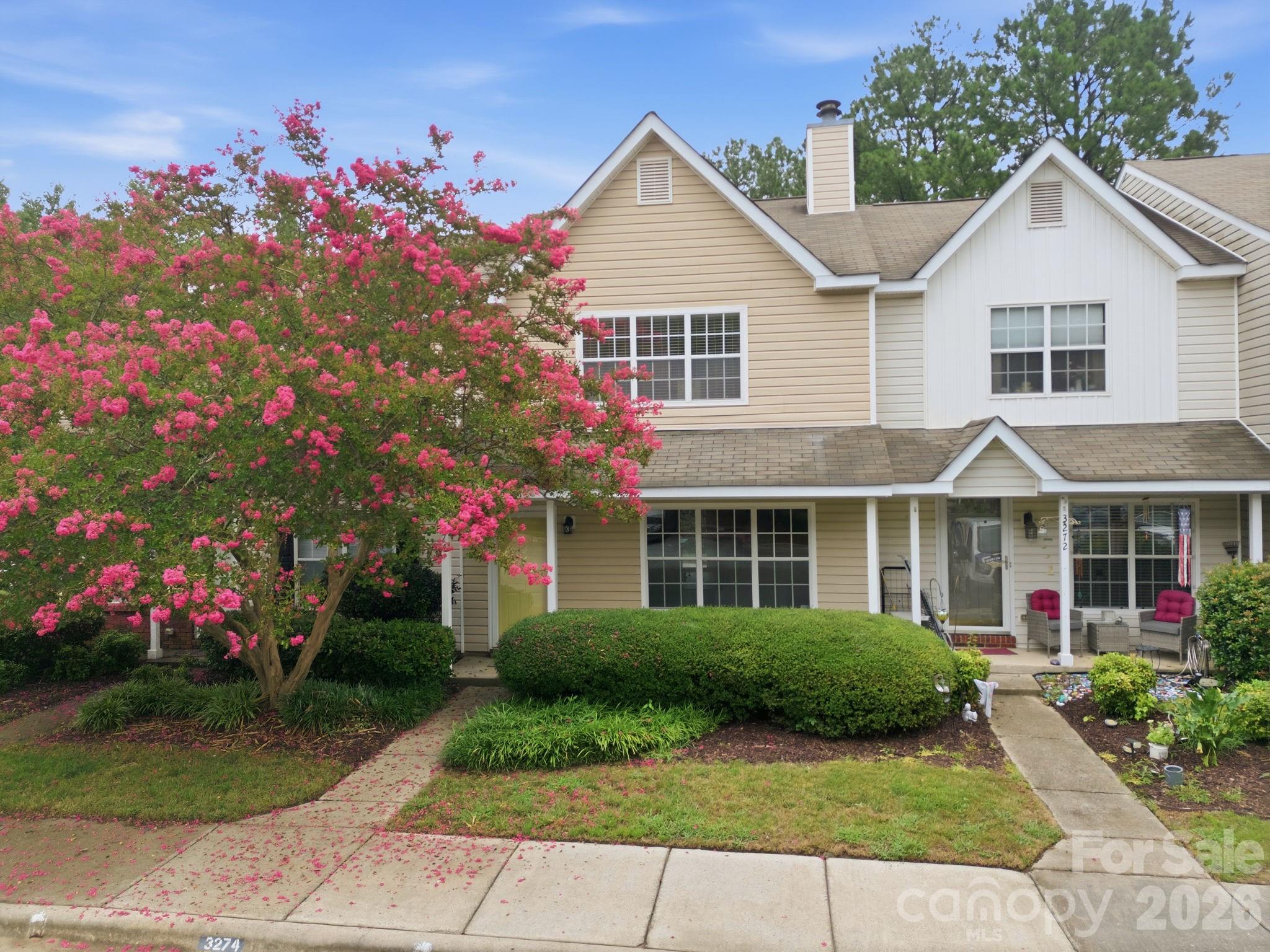 3274 Summercroft Lane — Charlotte
