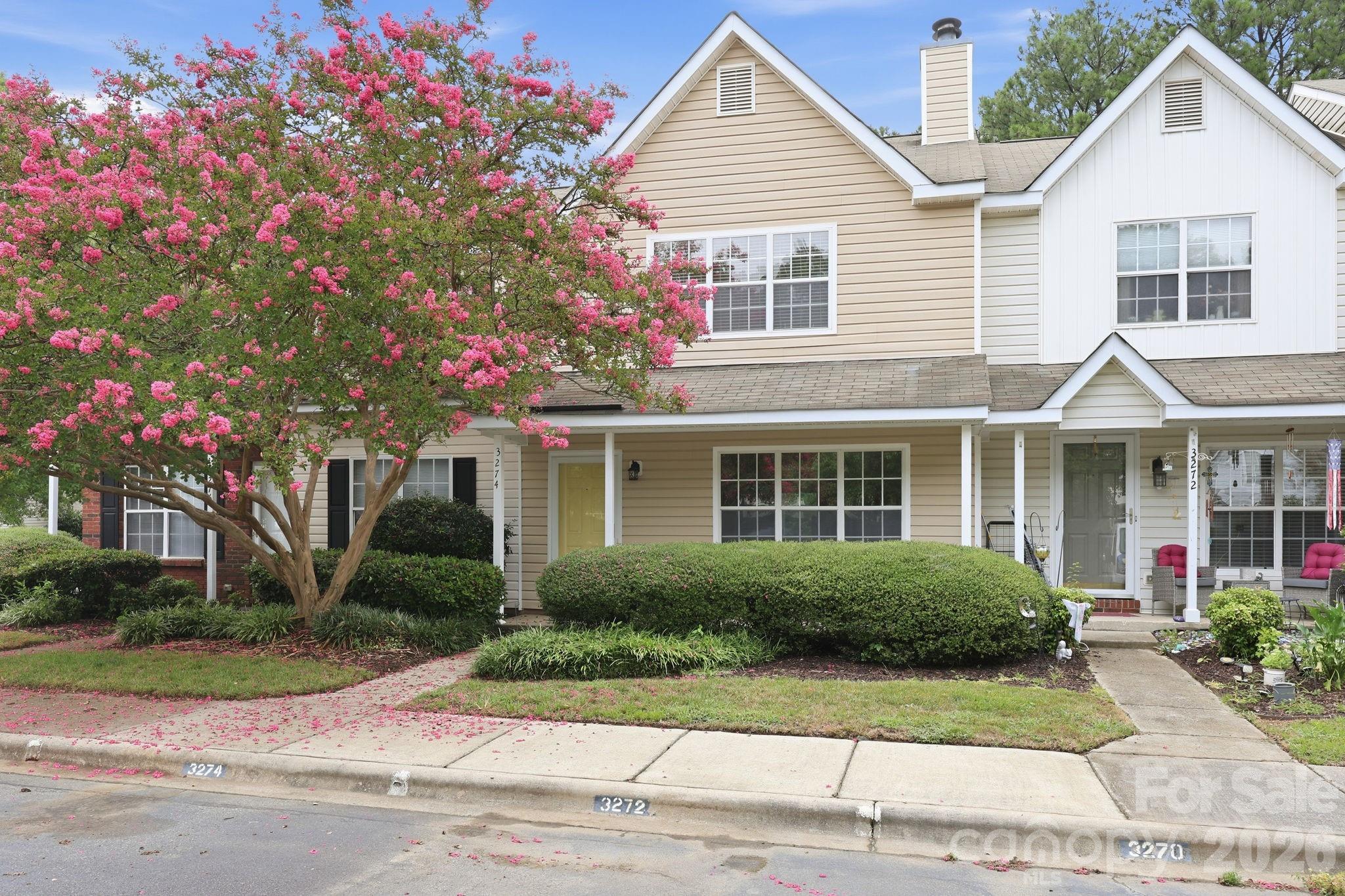 3274 Summercroft Lane — Charlotte