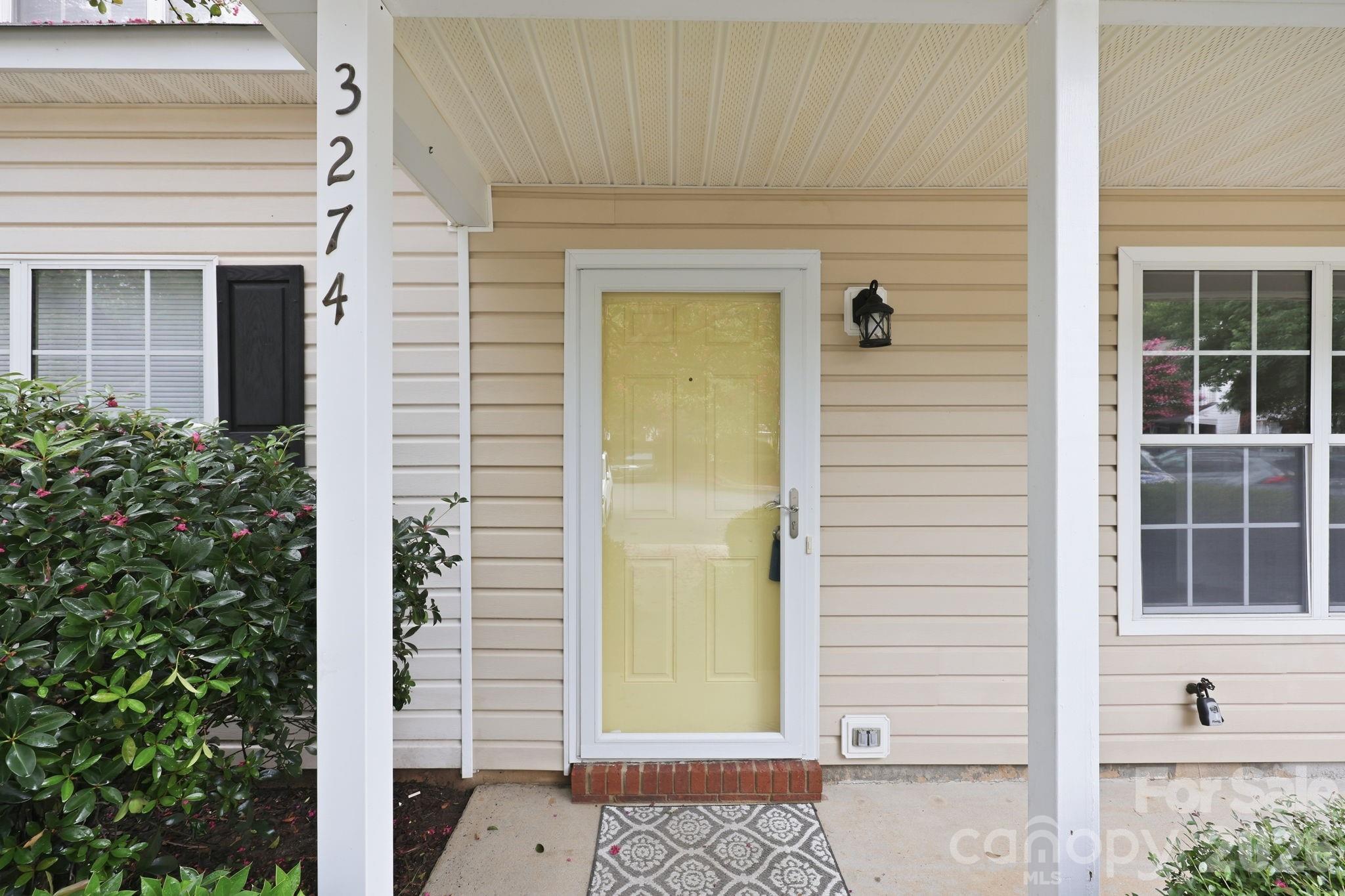 3274 Summercroft Lane — Charlotte