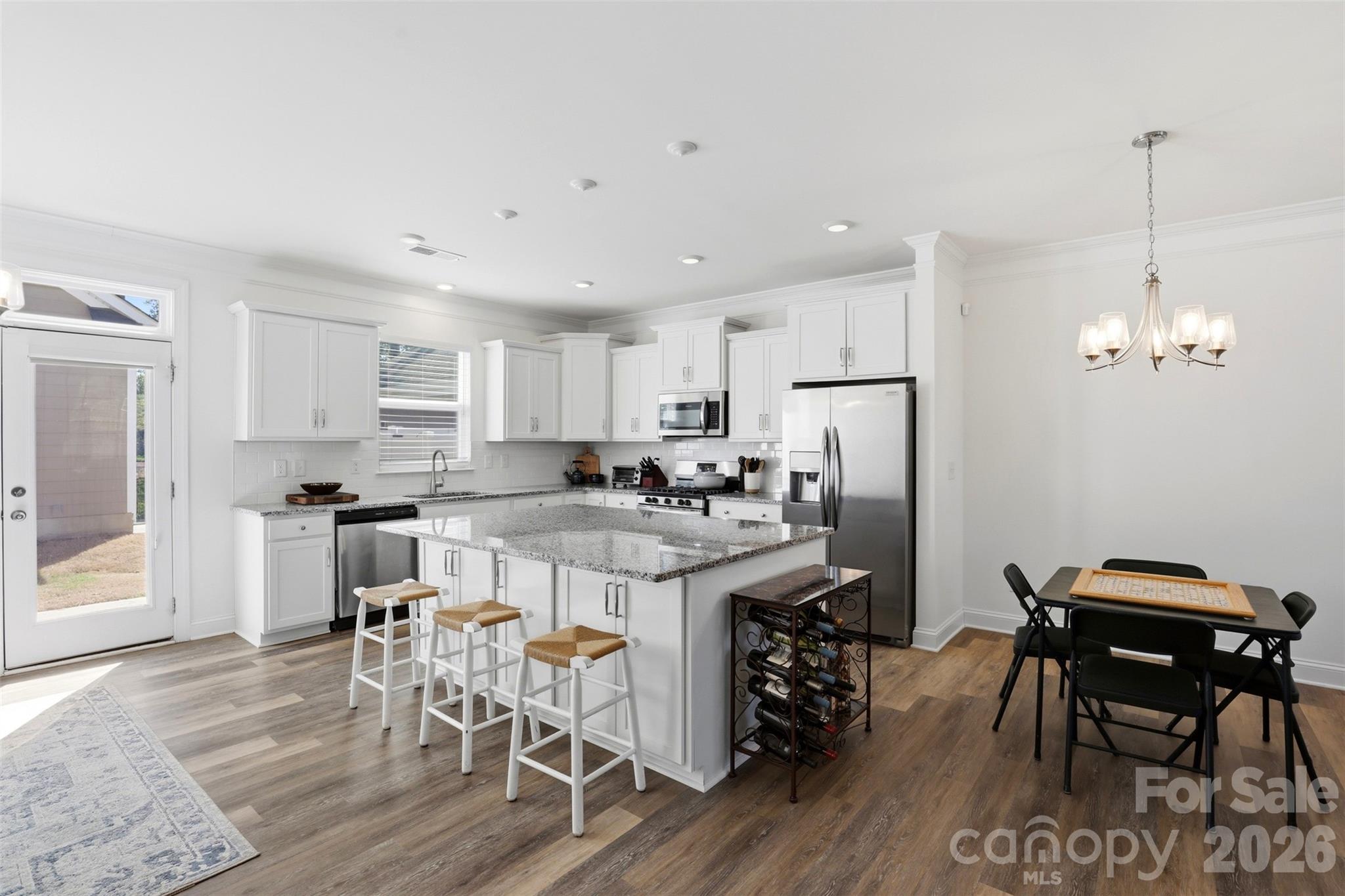 1008 Township Parkway — Belmont