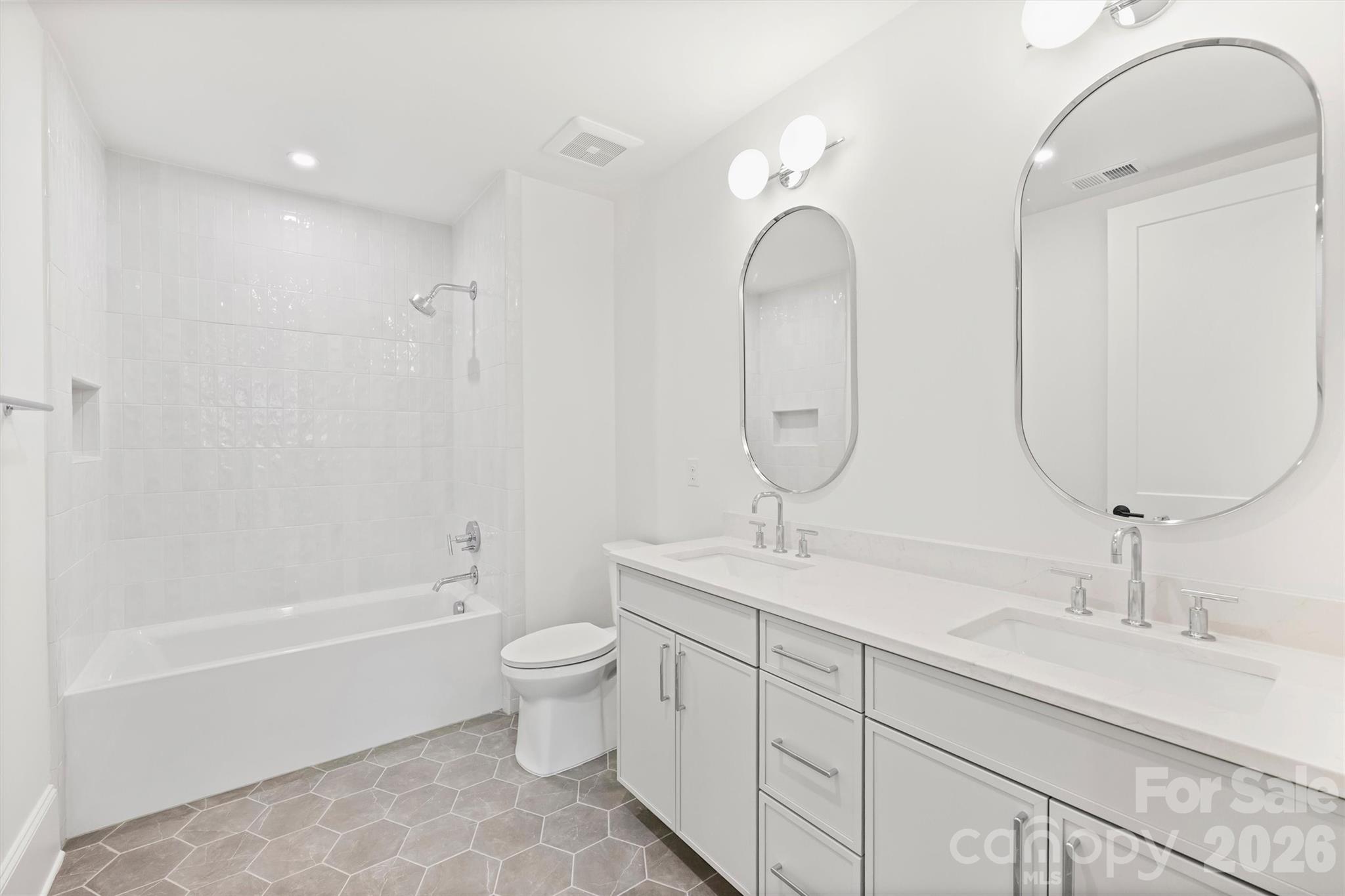 409 Queens Road #301 — Charlotte
