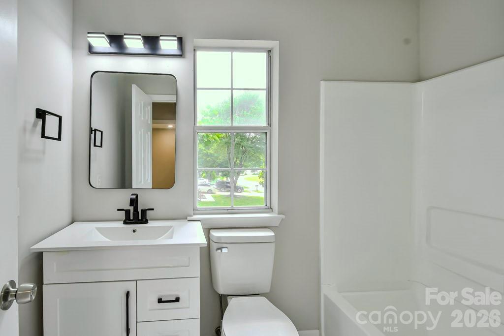 6020 Running Deer Road — Charlotte