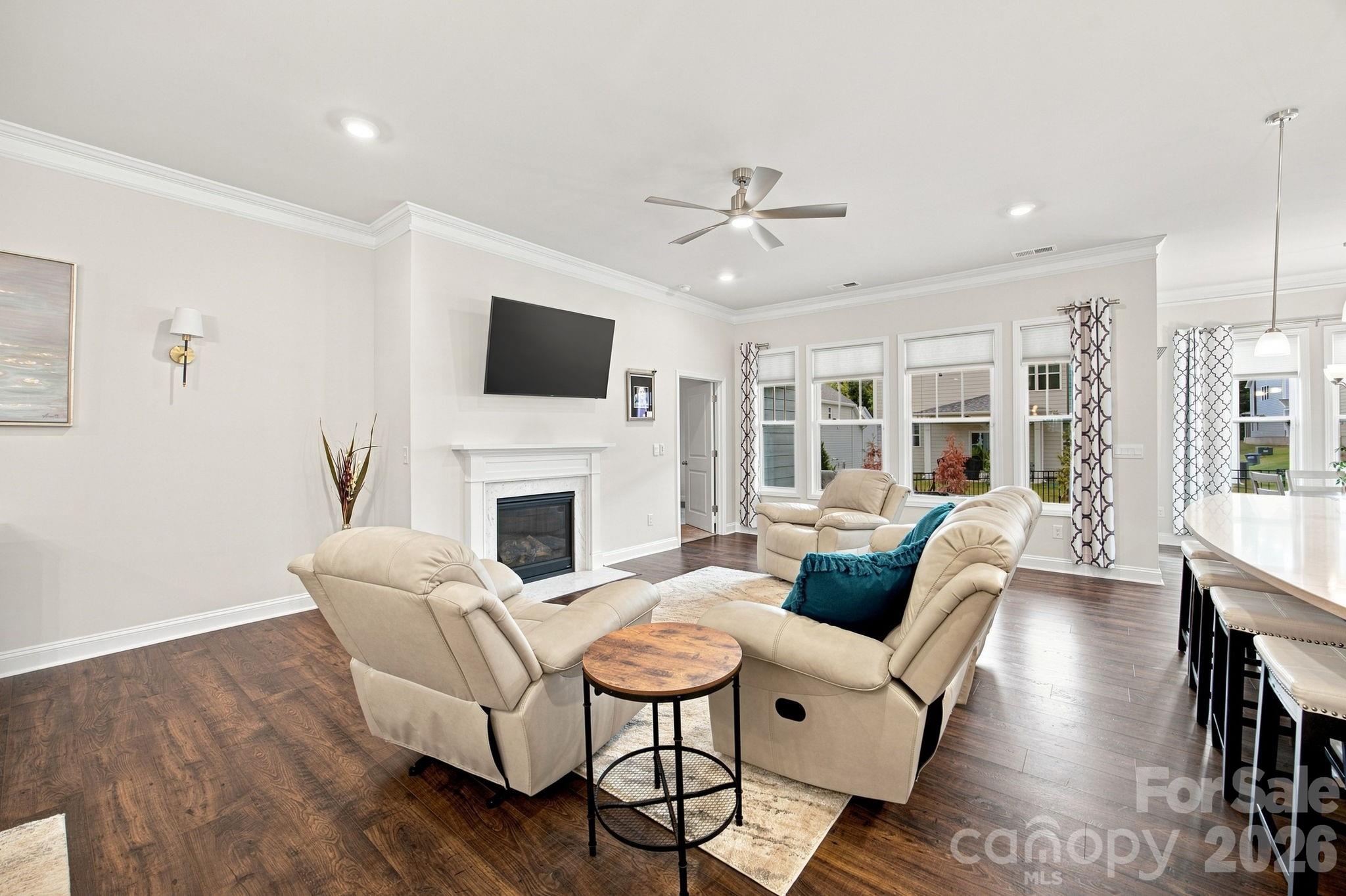 8125 Warford Little Road — Denver