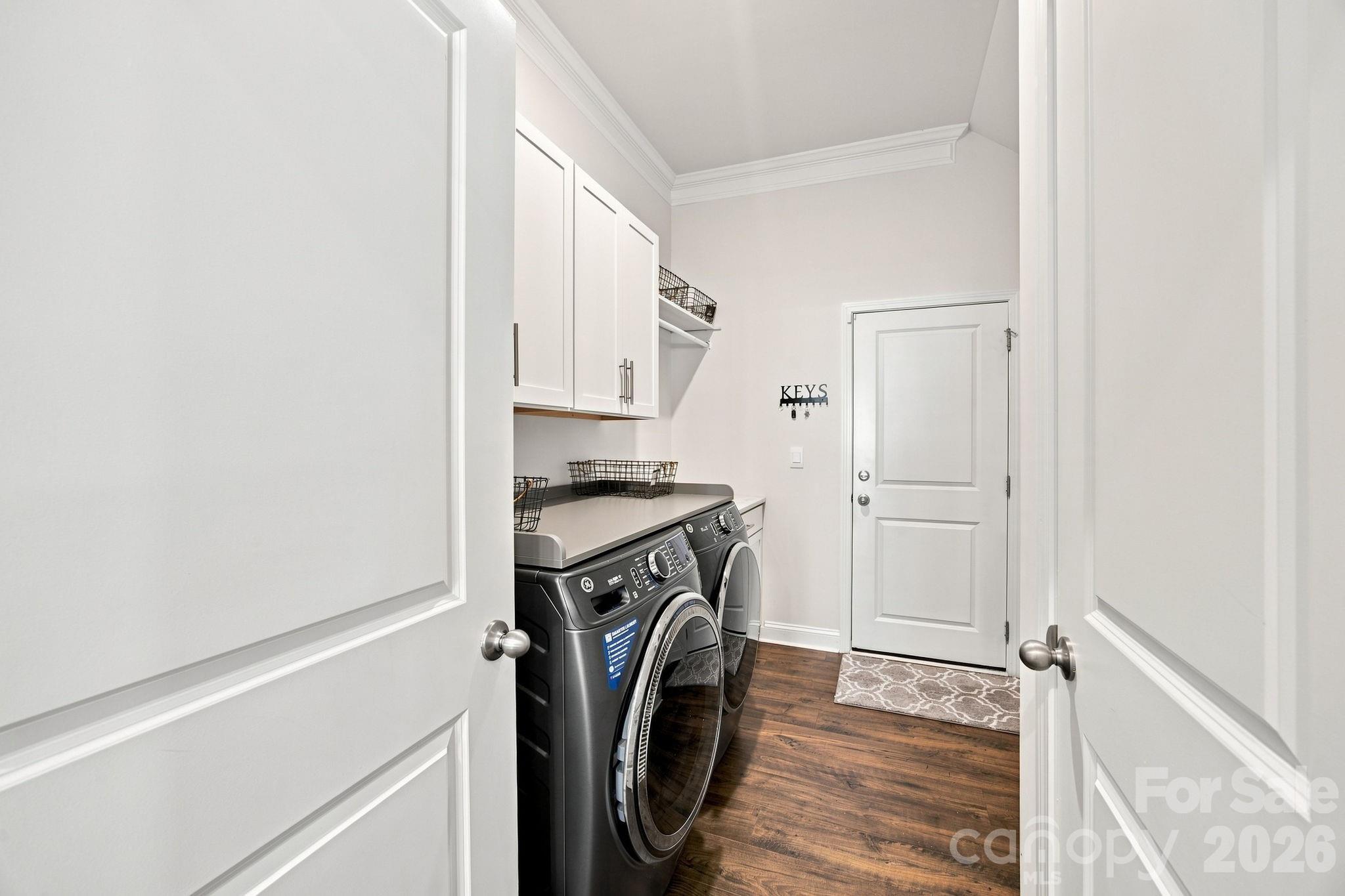 8125 Warford Little Road — Denver