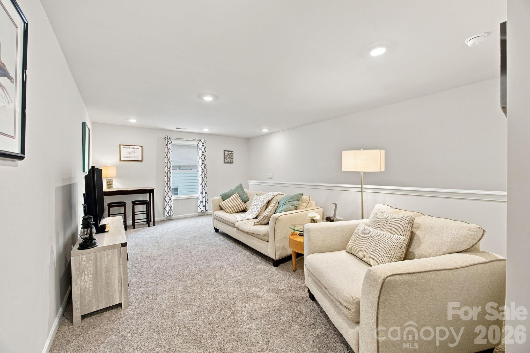 8125 Warford Little Road — Denver