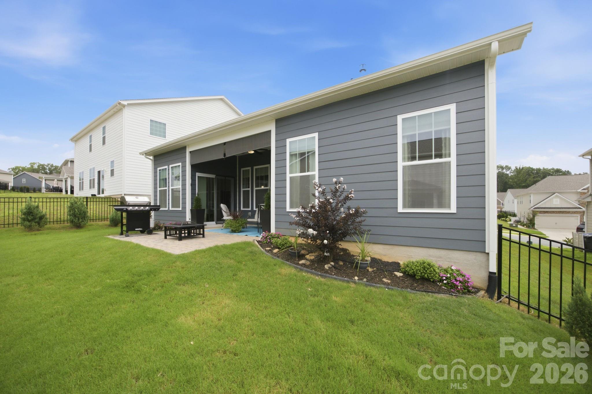 8125 Warford Little Road — Denver