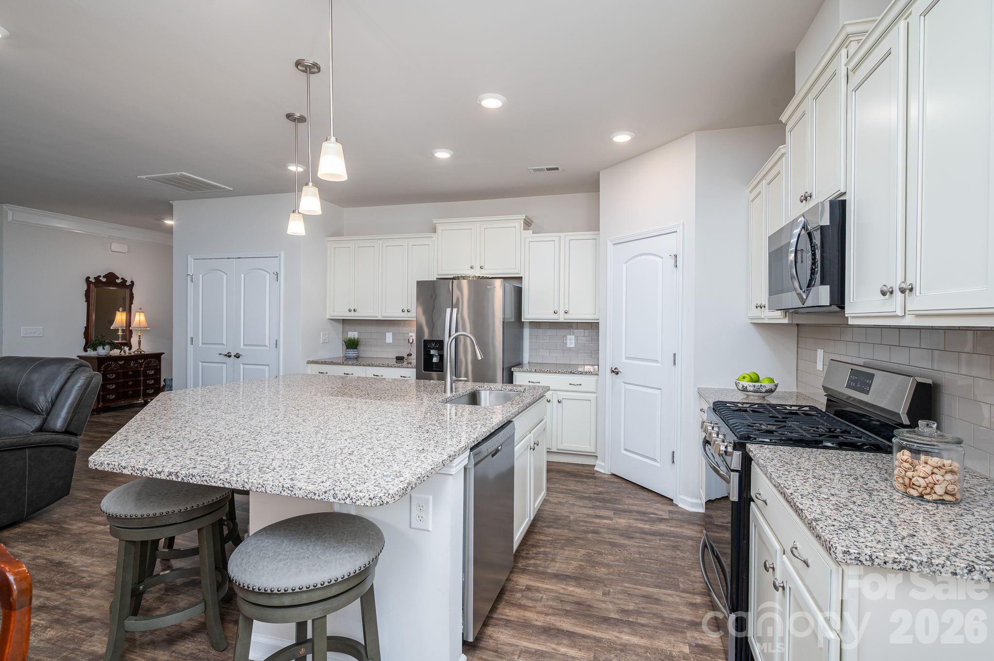 368 Picasso Trail — Mount Holly