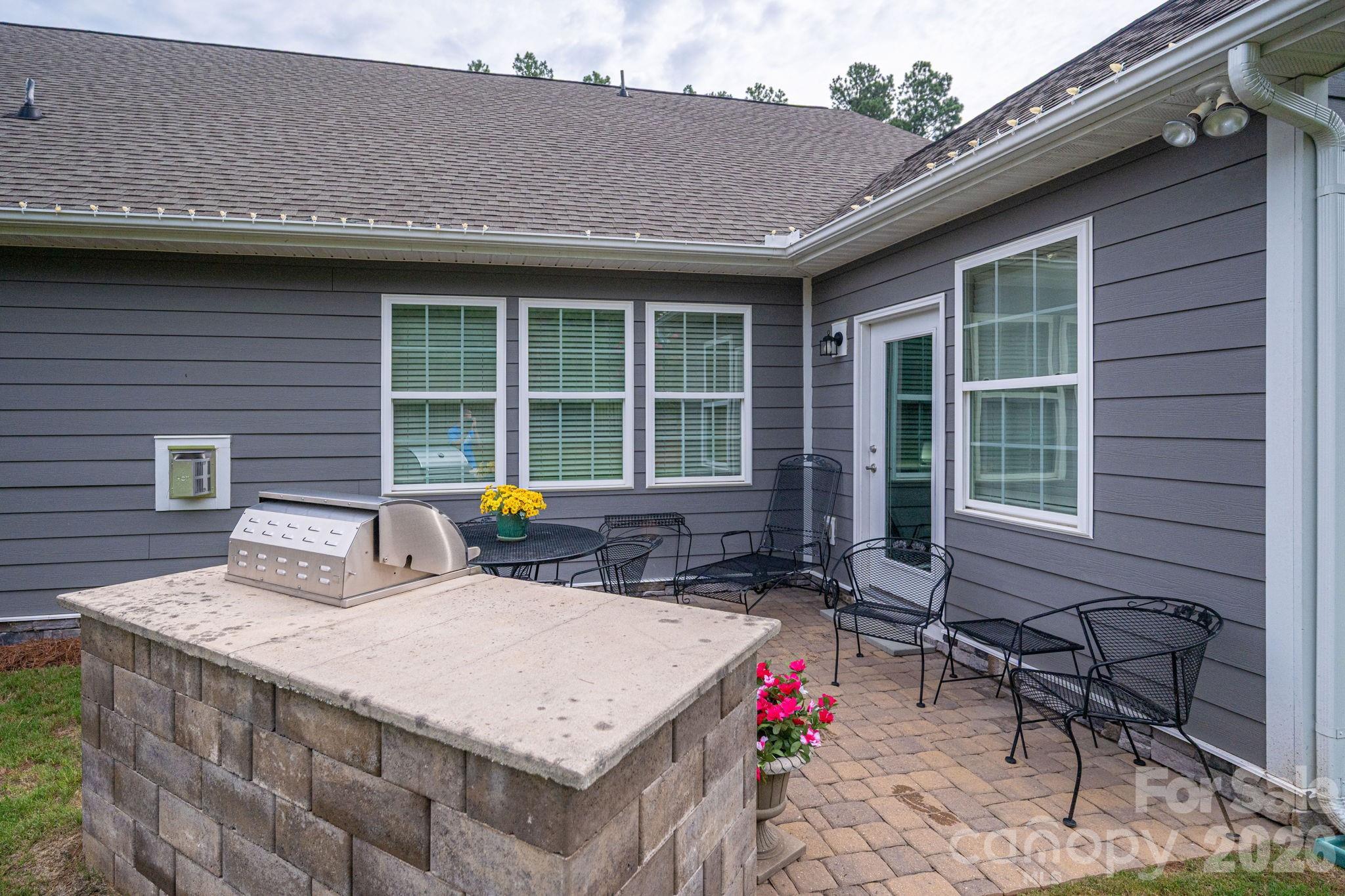 368 Picasso Trail — Mount Holly