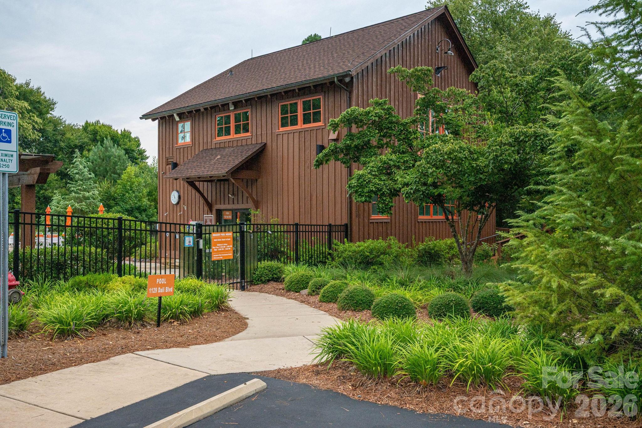 368 Picasso Trail — Mount Holly
