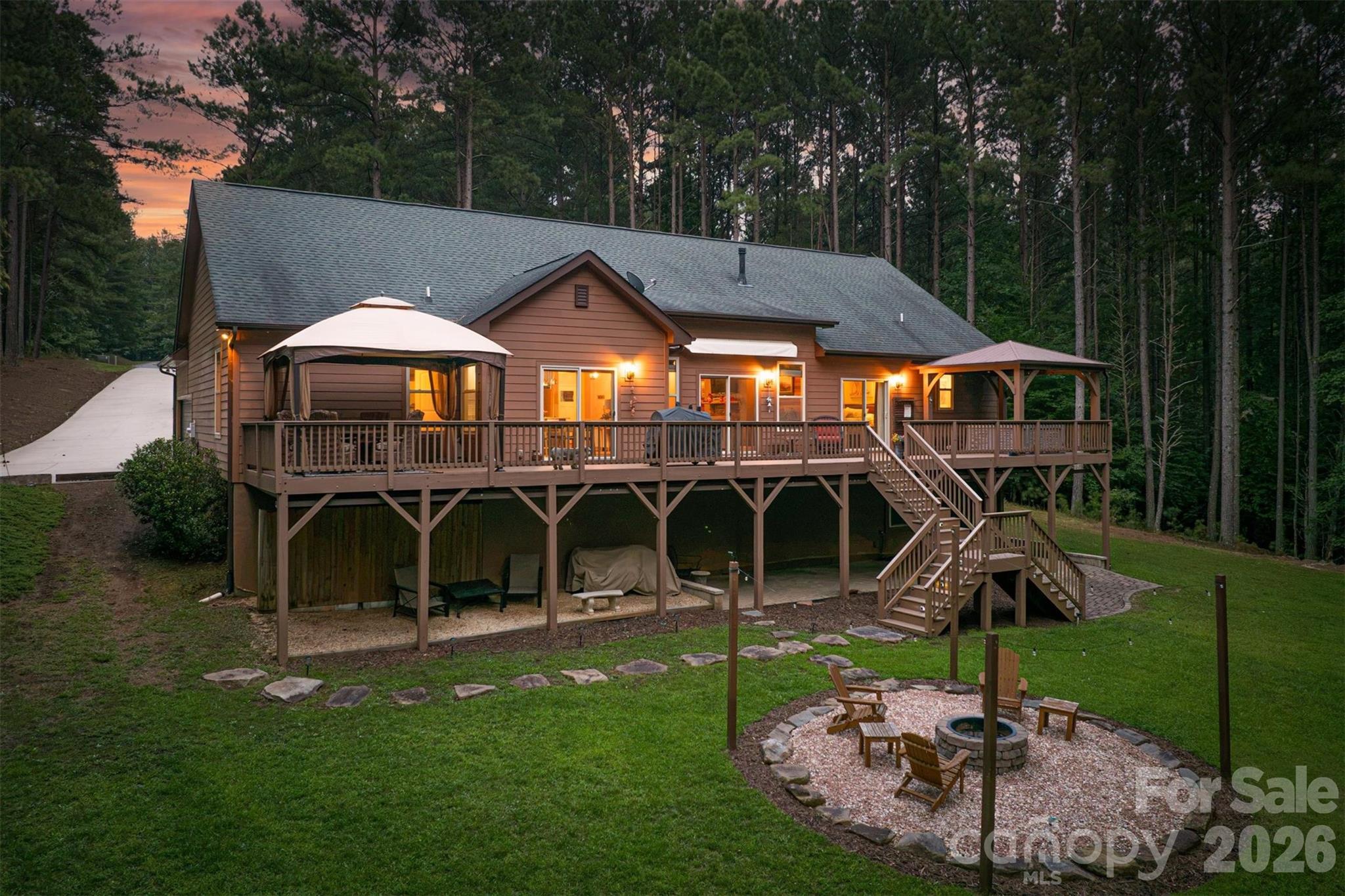 2079 Dockside Place — Connelly Springs