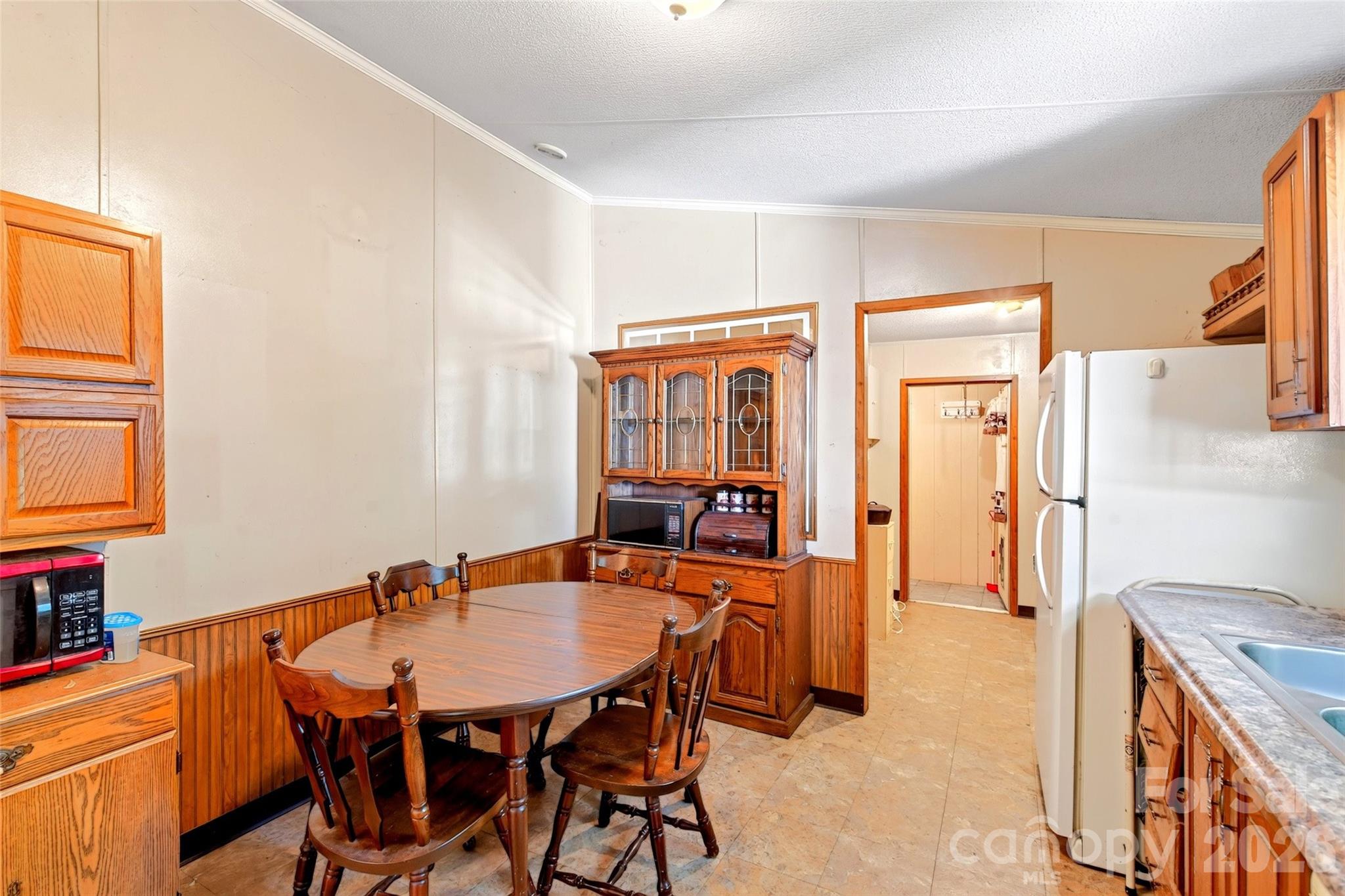 967 Moffitt Hill Road — Old Fort