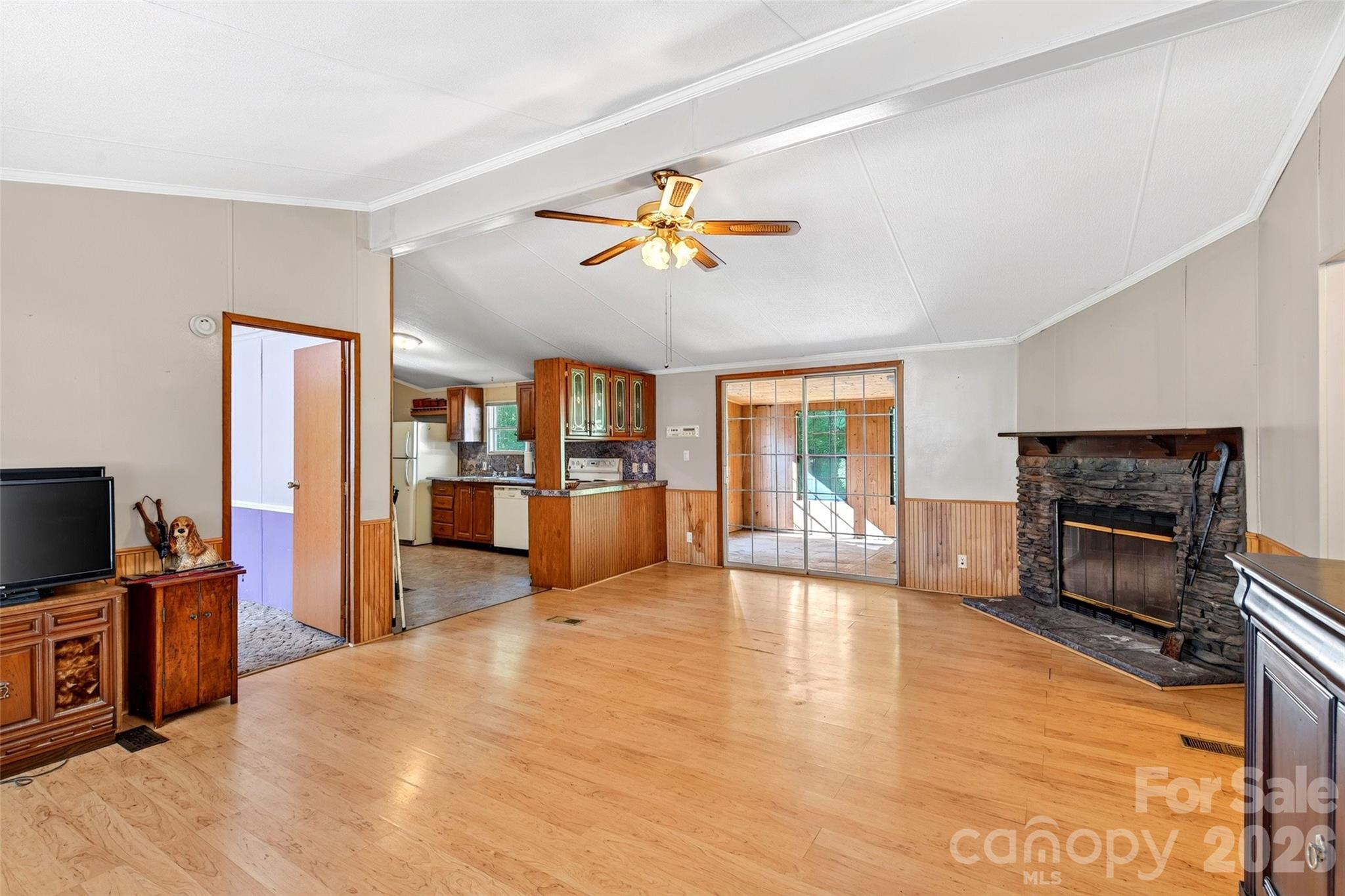 967 Moffitt Hill Road — Old Fort