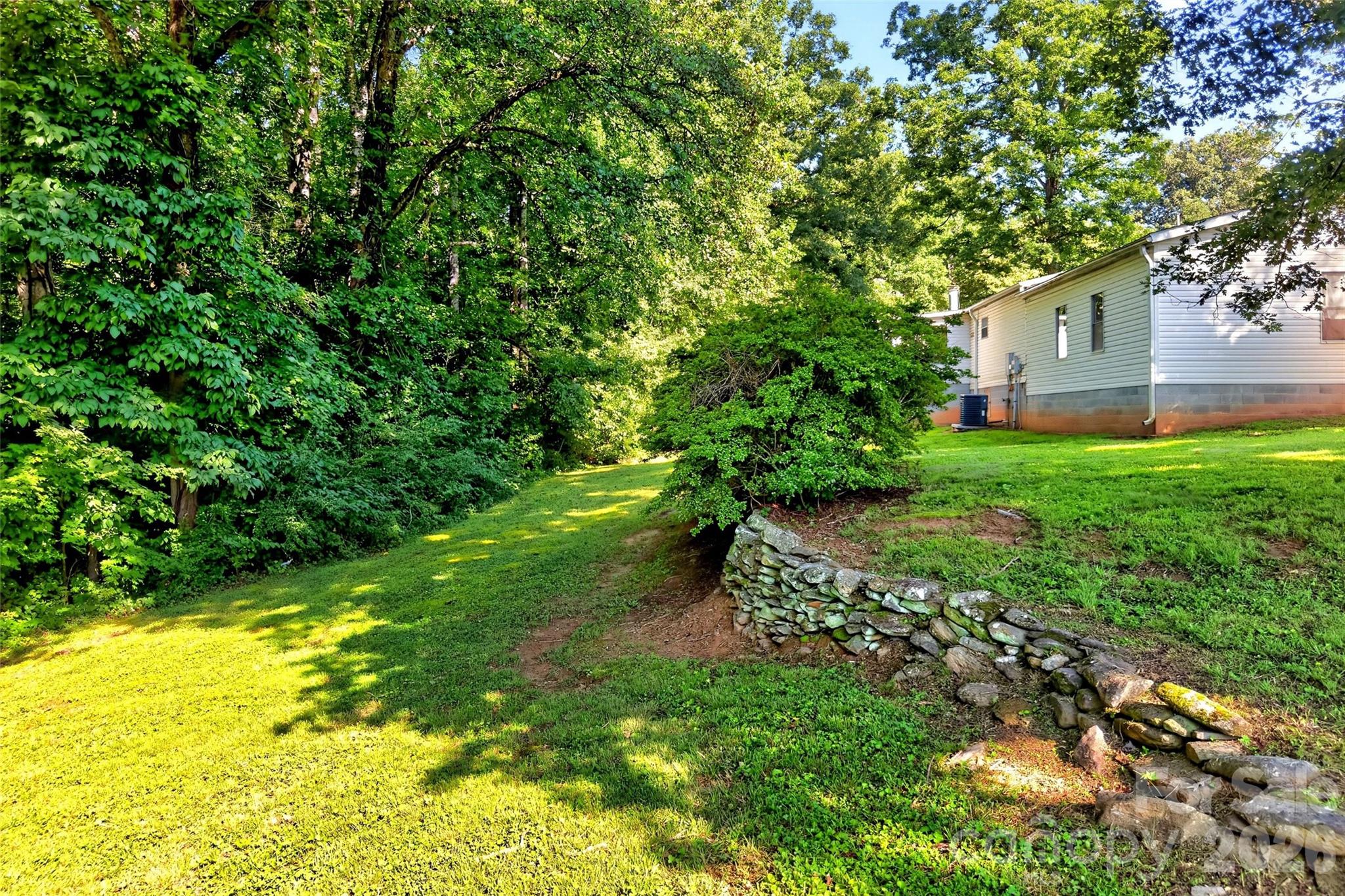 967 Moffitt Hill Road — Old Fort