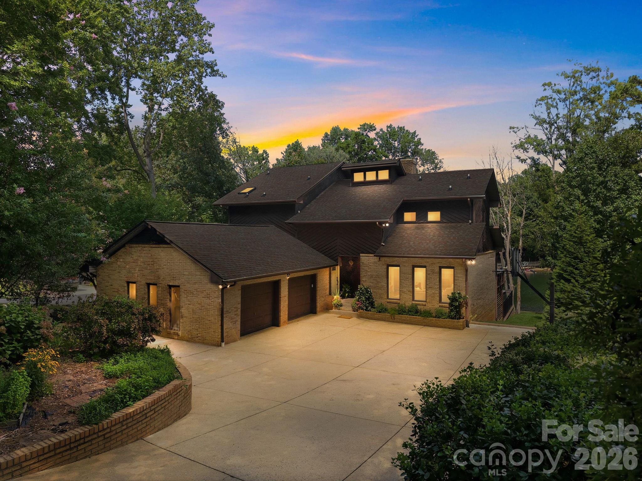 20334 Bethelwood Lane — Cornelius