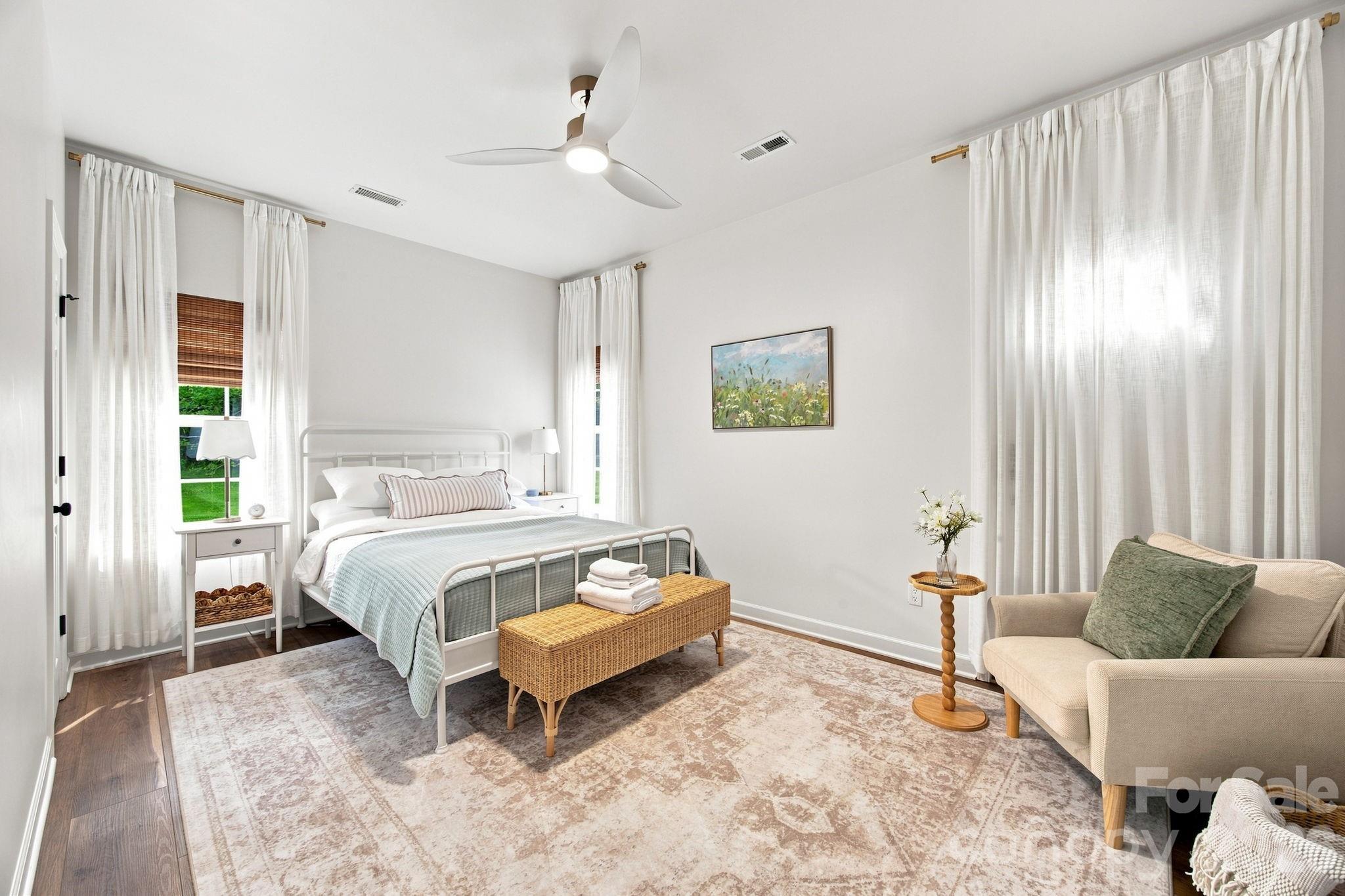 9552 Brief Road — Charlotte