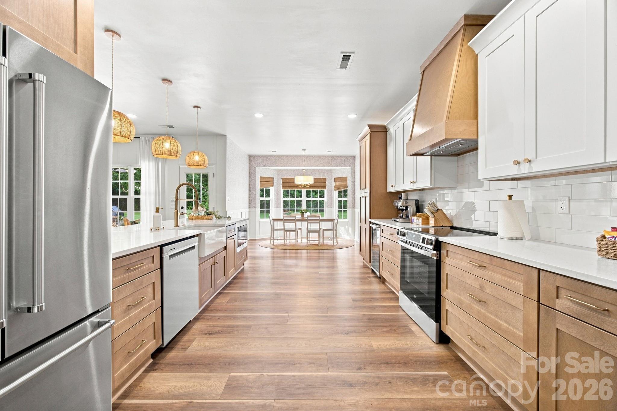 9552 Brief Road — Charlotte