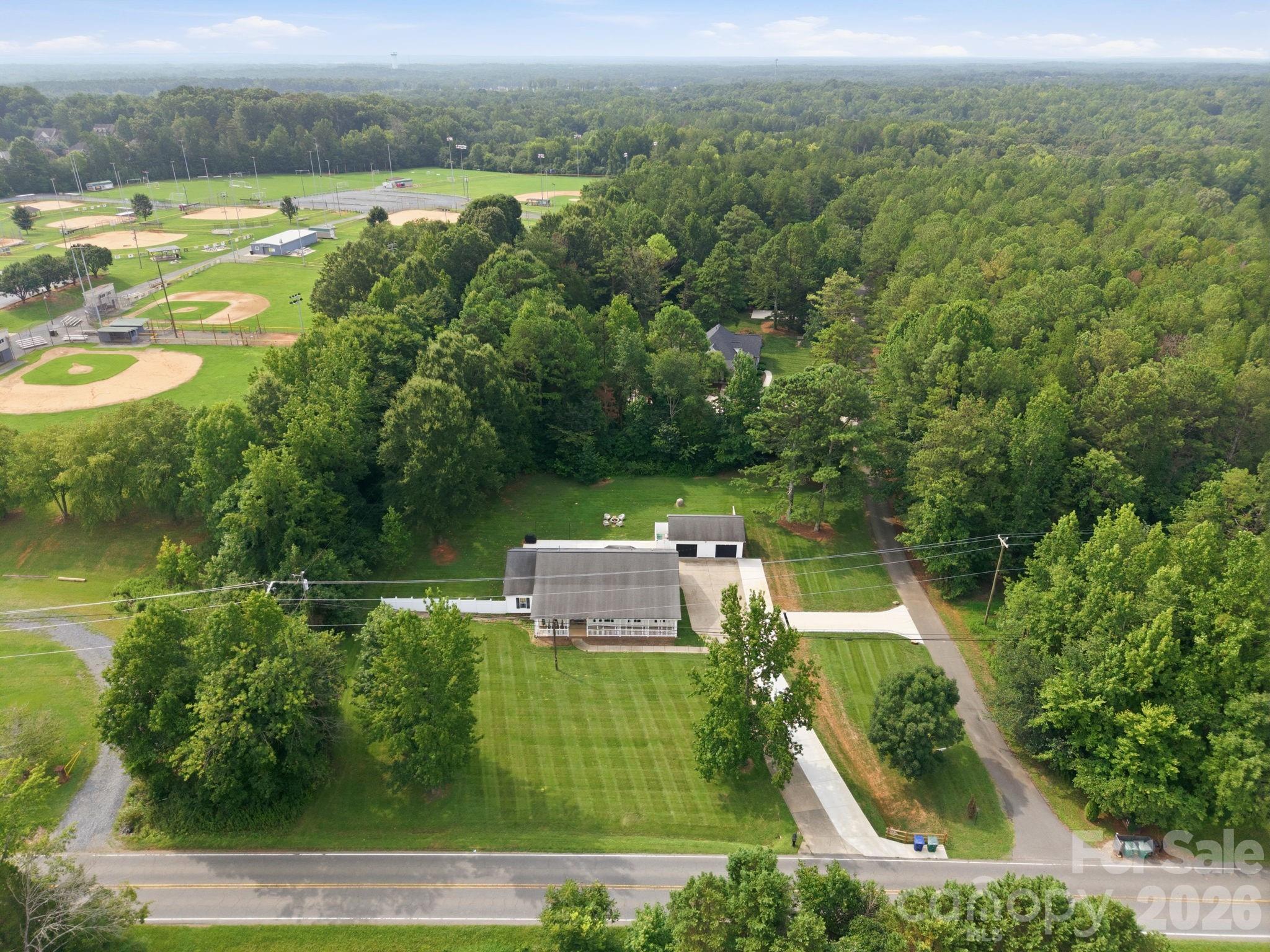 9552 Brief Road — Charlotte