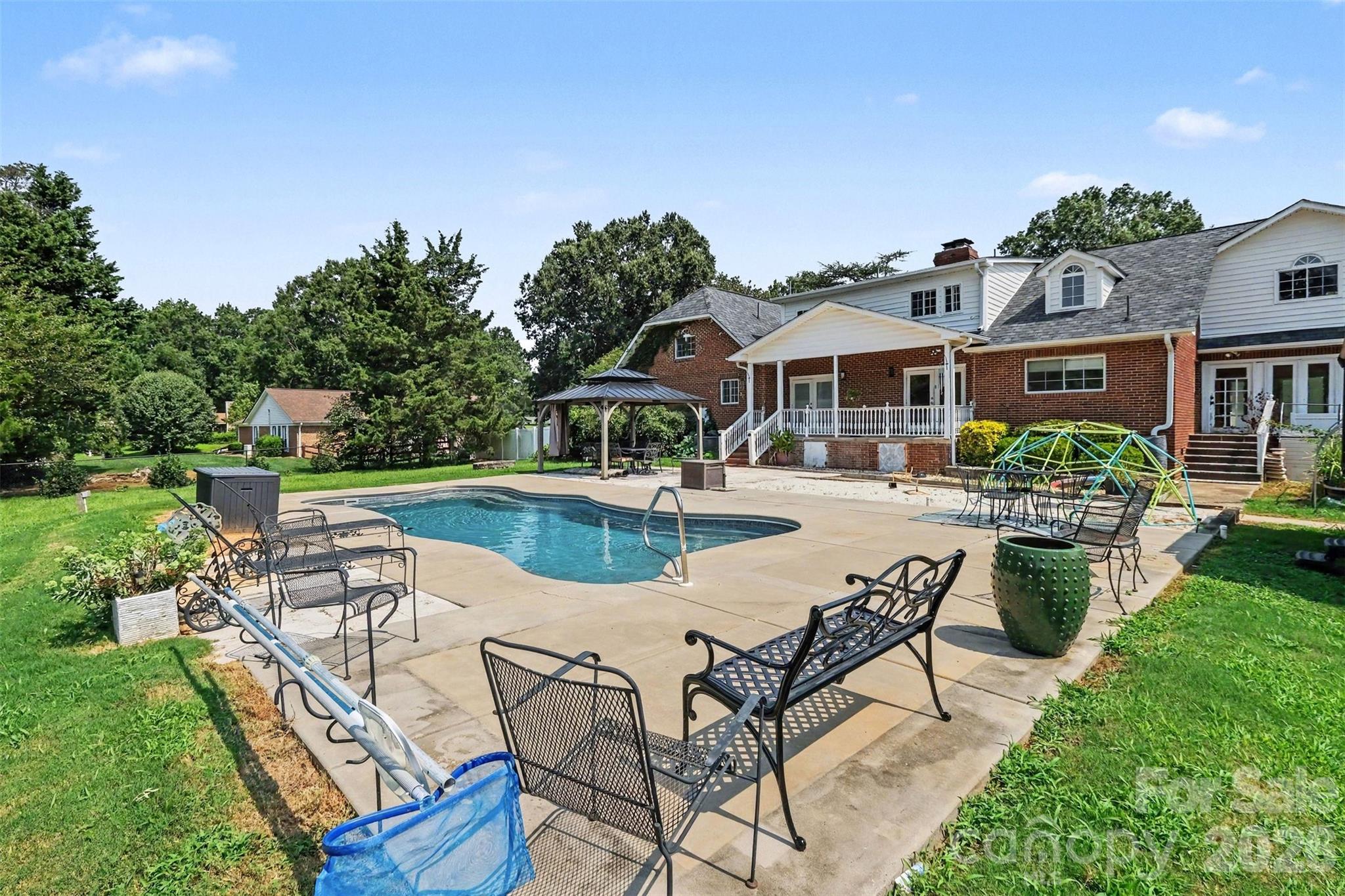 5914 Hanna Court — Charlotte