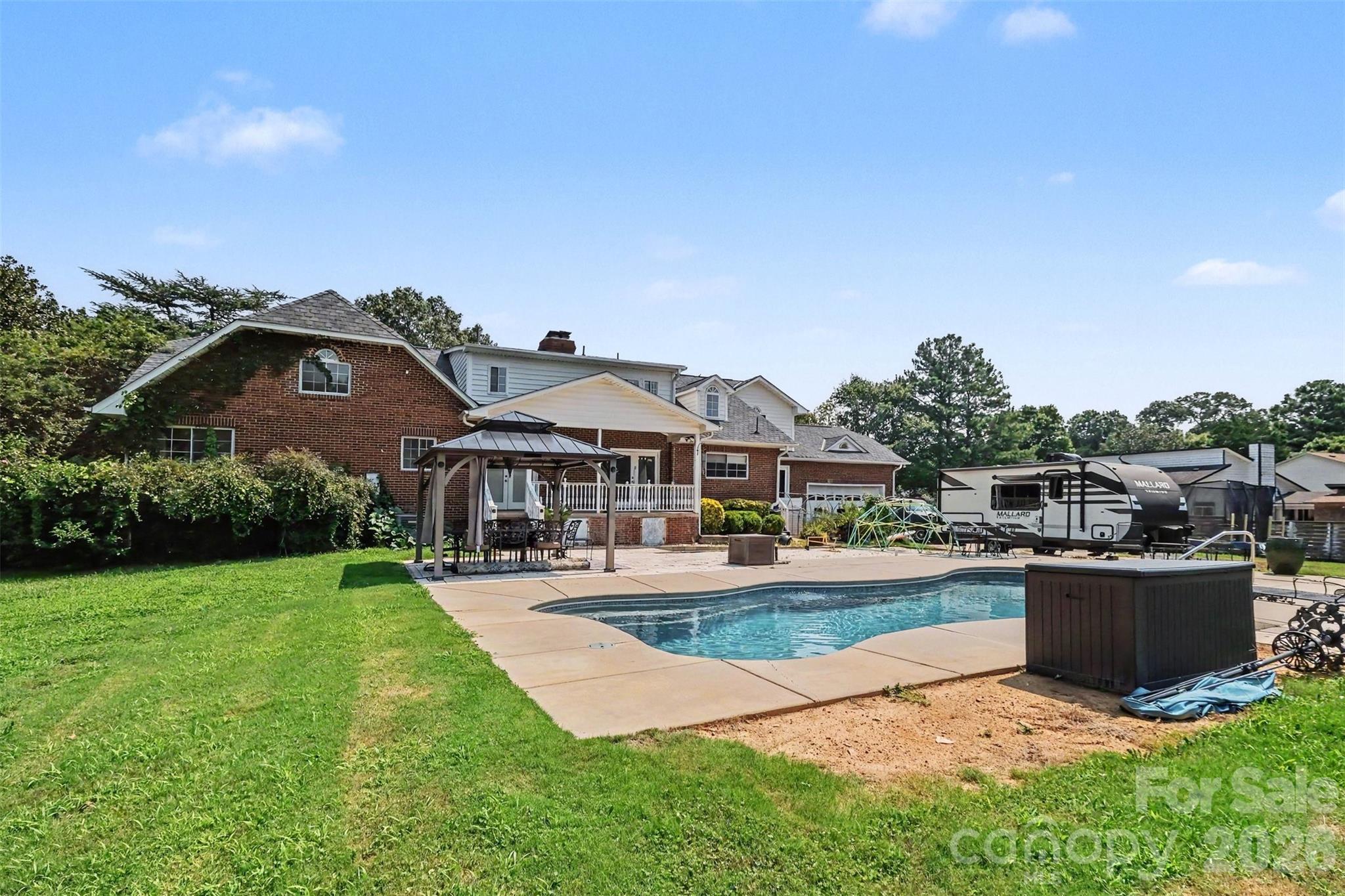 5914 Hanna Court — Charlotte