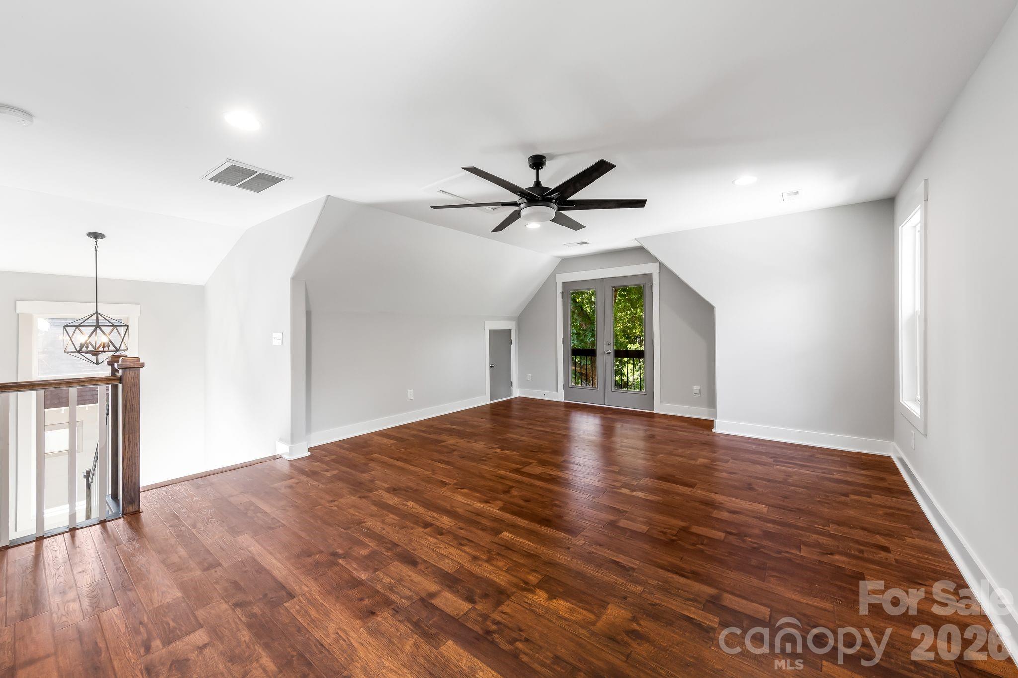 423 Sylvania Avenue — Charlotte