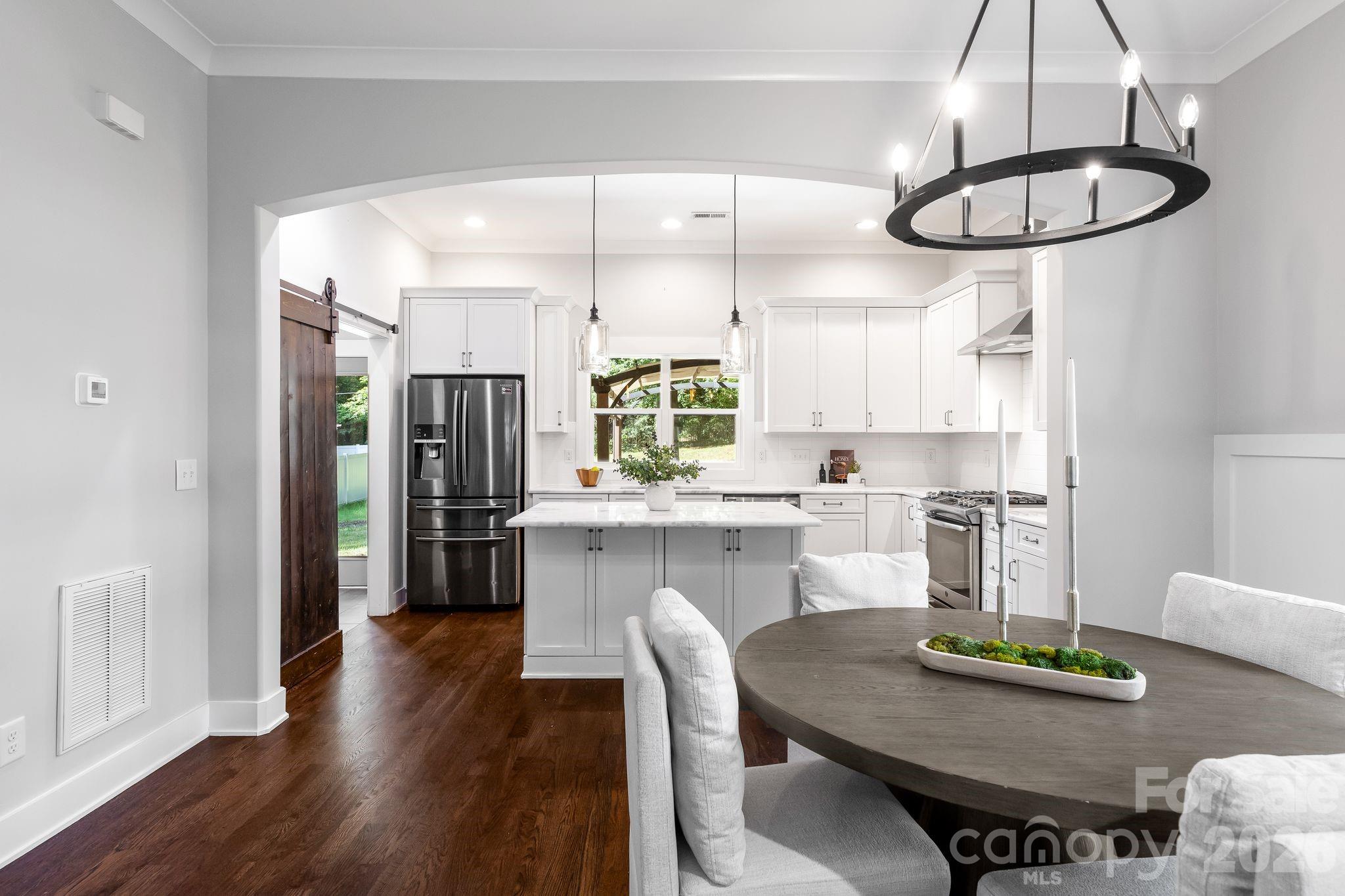 423 Sylvania Avenue — Charlotte