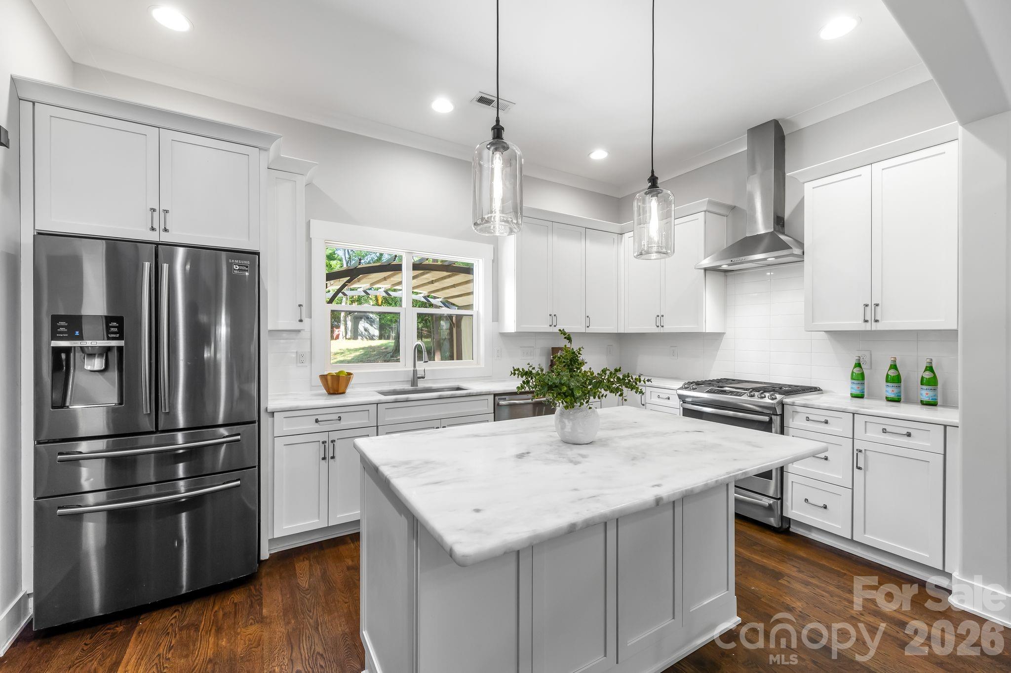 423 Sylvania Avenue — Charlotte