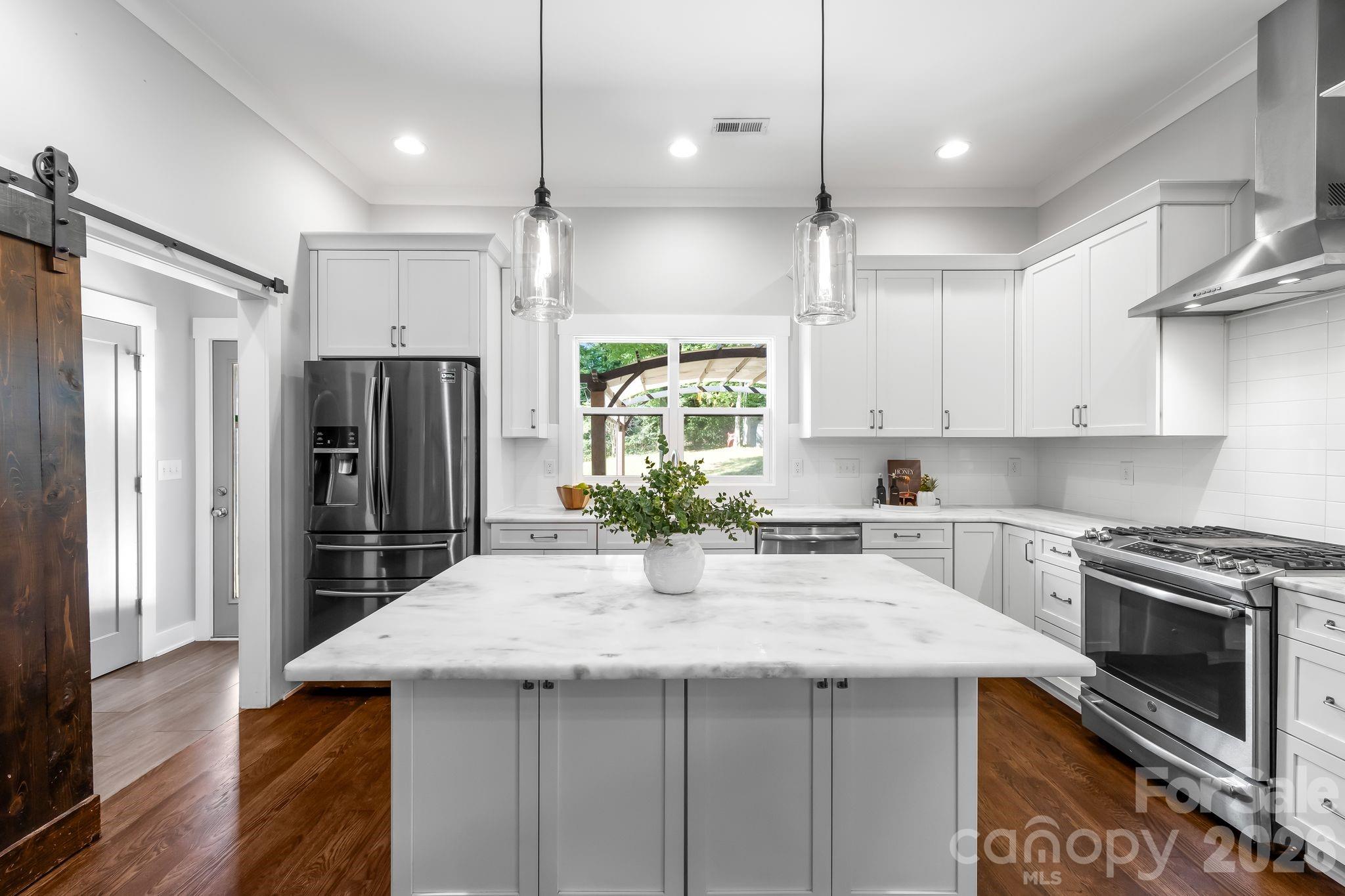 423 Sylvania Avenue — Charlotte