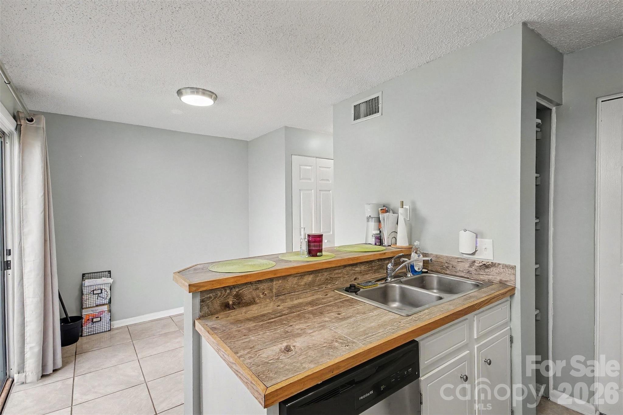 979 Surry Lane #A — Gastonia