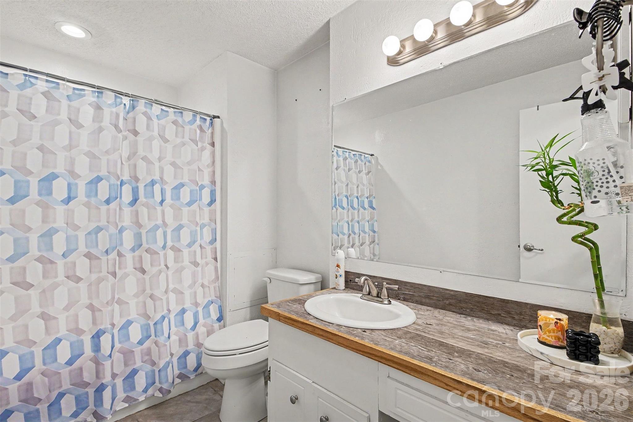 979 Surry Lane #A — Gastonia