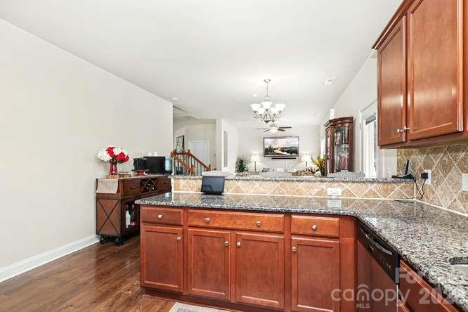 14706 Vaughan Drive — Charlotte