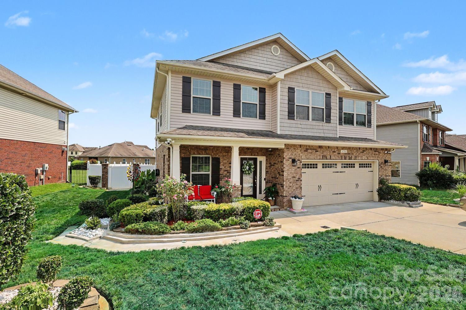 14706 Vaughan Drive — Charlotte