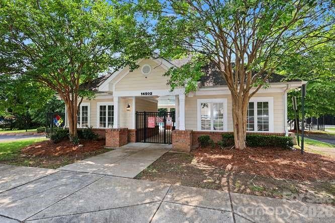 14706 Vaughan Drive — Charlotte