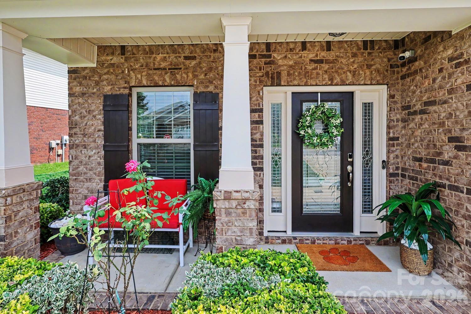 14706 Vaughan Drive — Charlotte