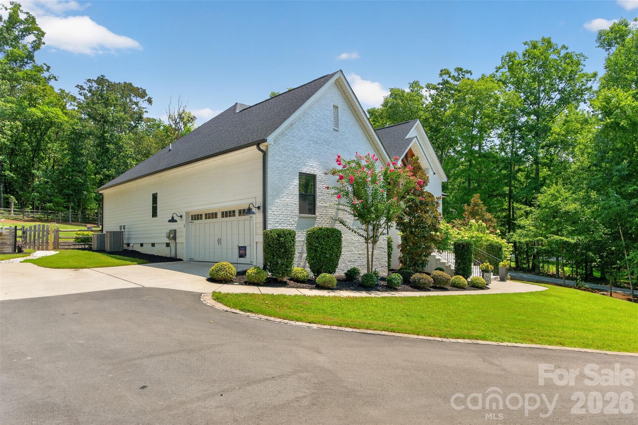 809 Woodland Forest Drive — Waxhaw