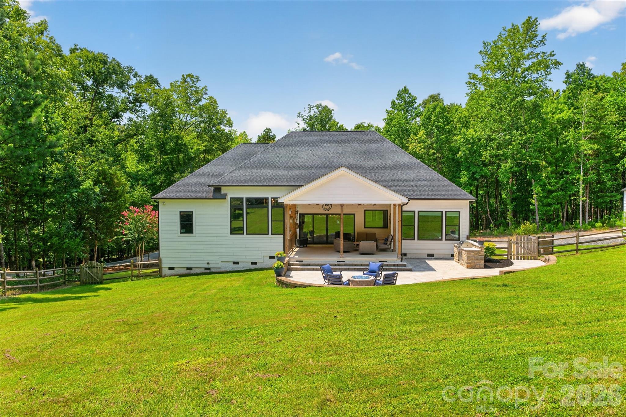 809 Woodland Forest Drive — Waxhaw