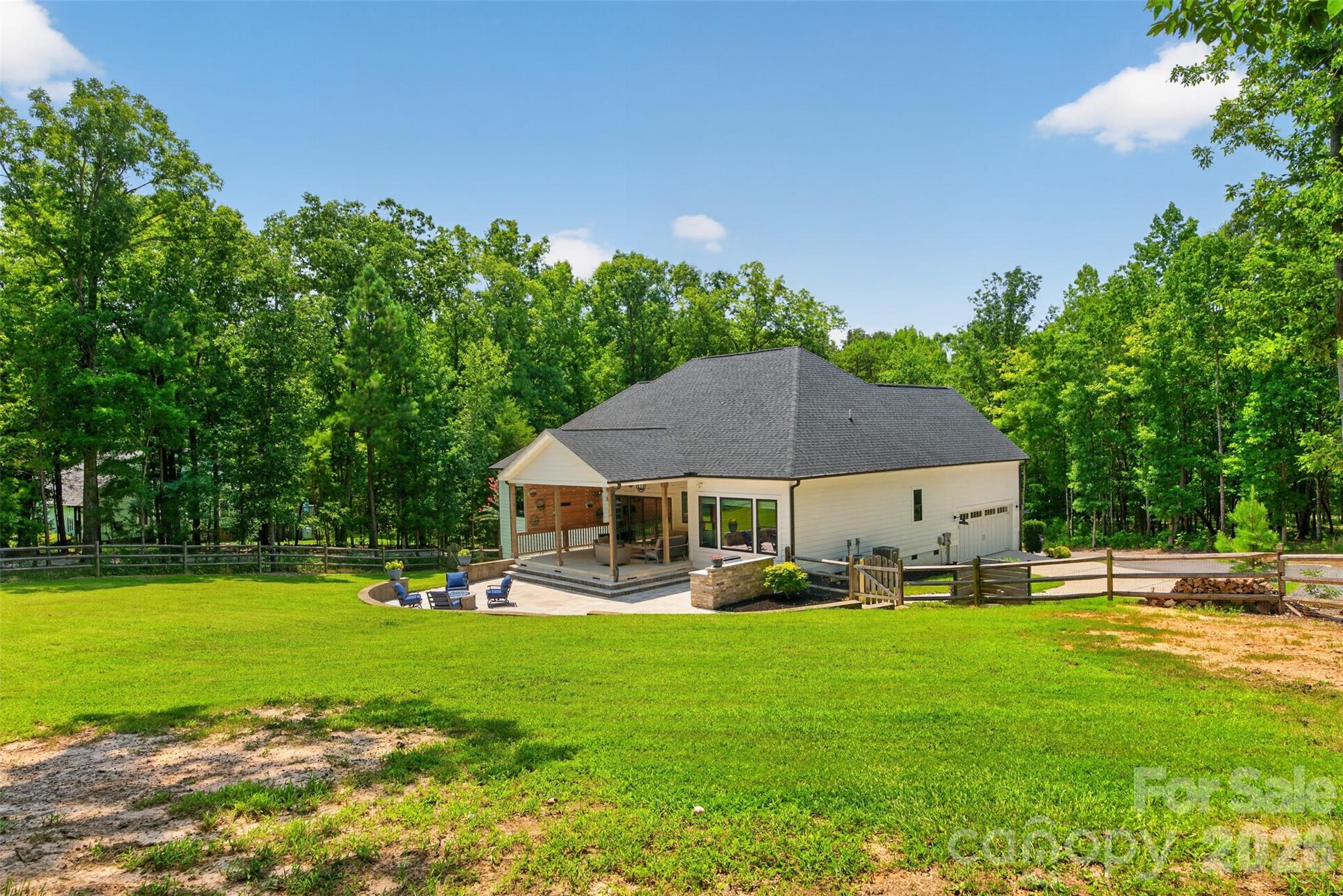 809 Woodland Forest Drive — Waxhaw