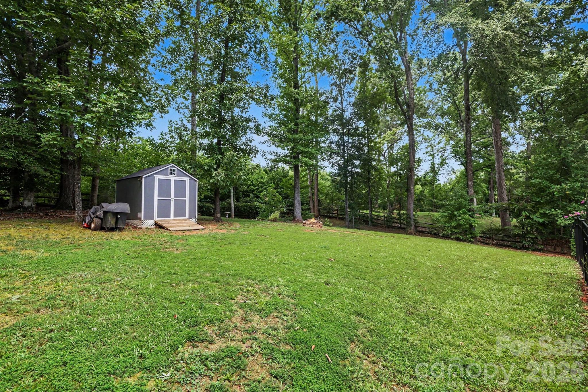 1208 High Brook Drive — Waxhaw