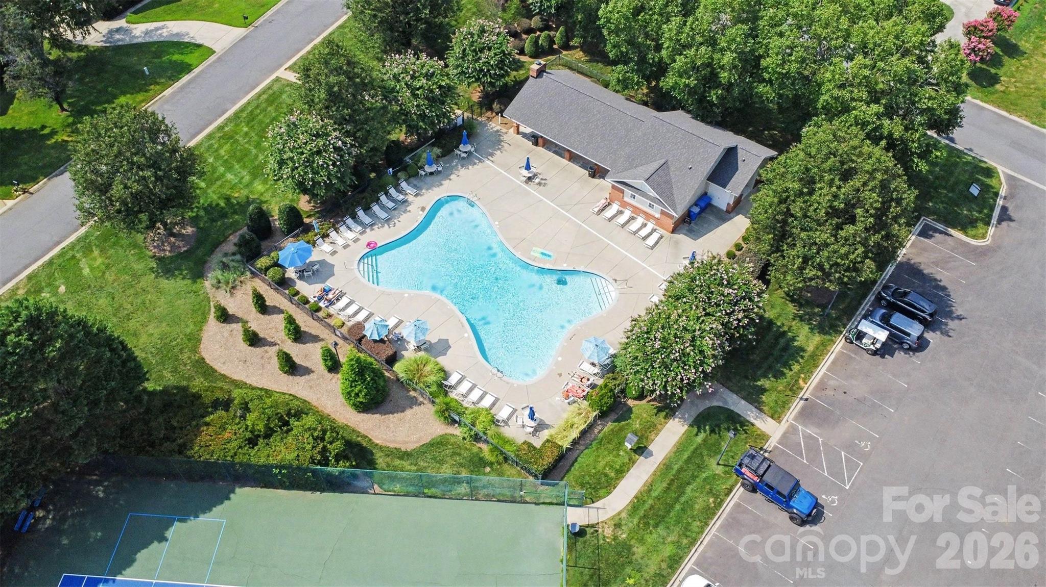 1208 High Brook Drive — Waxhaw